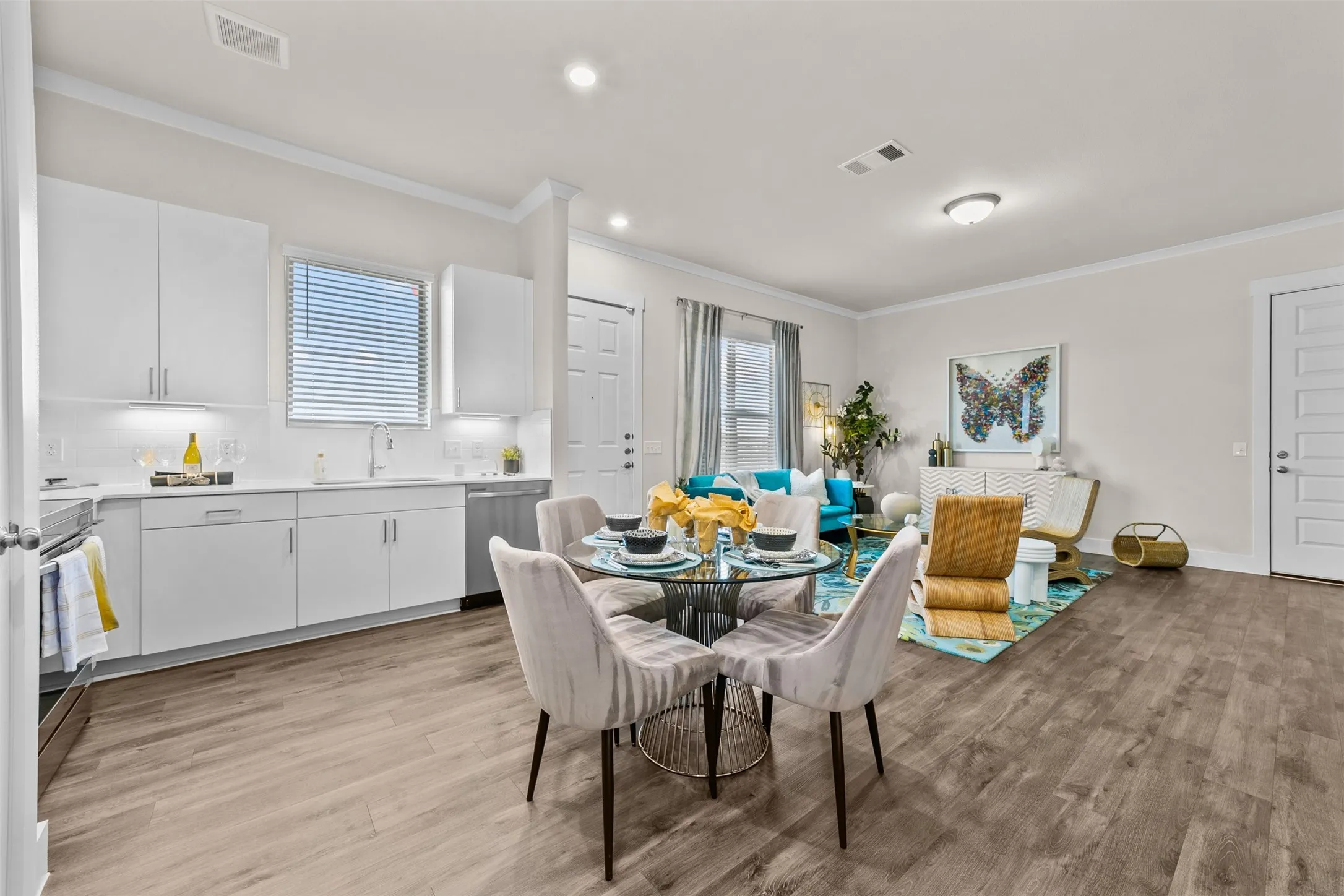 Duplex For Rent in Collin County , 1106 Morado, Mc Kinney, Texas 75071, 2 Bedroom, 2 Bathroom, 1 Garage spaces, 1,354 Sqft, built in 2022, mls#21341925, Real Estate Agent in Mc Kinney, Homes For Rent in Collin county, Homes For Rent in Mc Kinney, Realtor in Mc Kinney Texas, Real Estate Brokerage Independent Realty Texas, Luminita Cordes Realtor