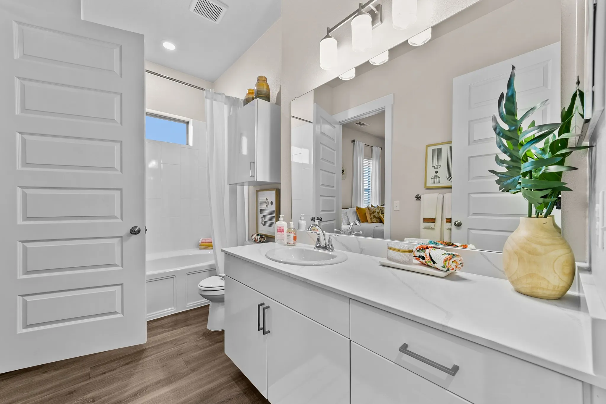Duplex For Rent in Collin County , 1106 Morado, Mc Kinney, Texas 75071, 2 Bedroom, 2 Bathroom, 1 Garage spaces, 1,354 Sqft, built in 2022, mls#21341925, Real Estate Agent in Mc Kinney, Homes For Rent in Collin county, Homes For Rent in Mc Kinney, Realtor in Mc Kinney Texas, Real Estate Brokerage Independent Realty Texas, Luminita Cordes Realtor