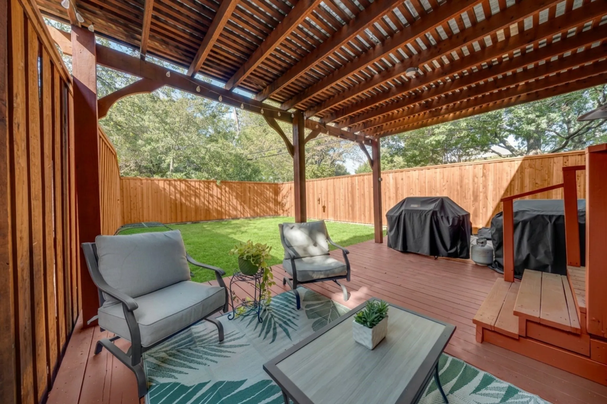 Single Family Residence For Sale in Dallas County , 311 Paulus Avenue, Dallas, Texas 75214, 3 Bedroom, 3 Bathroom, 2 Garage spaces, 1,752 Sqft, built in 1939, mls#21341930, Real Estate Agent in Dallas, Homes For Sale in Dallas county, Homes For Sale in Dallas, Realtor in Dallas Texas, Real Estate Brokerage Independent Realty Texas, Luminita Cordes Realtor