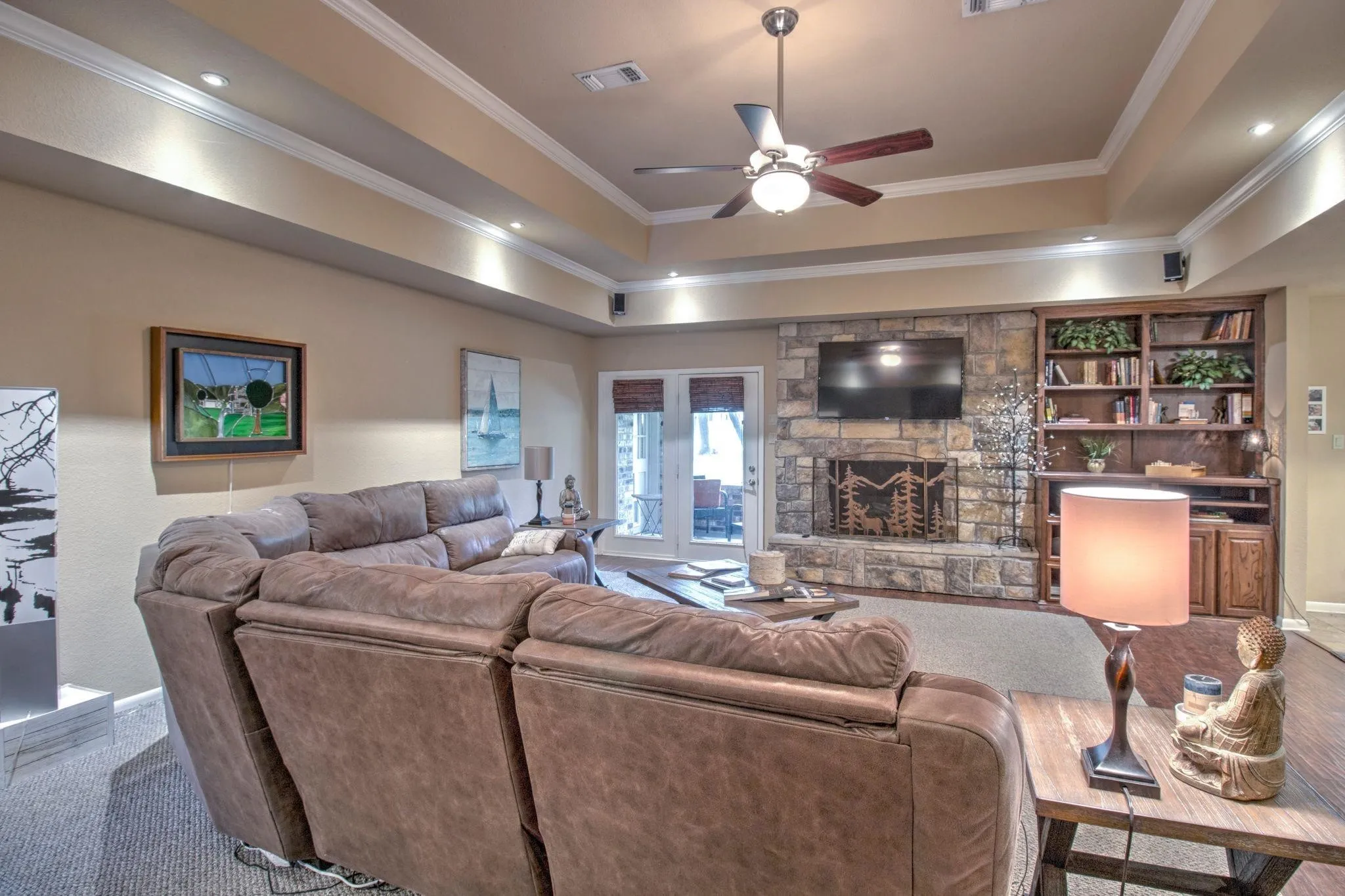 Single Family Residence For Sale in Cooke County , 1010 Kiowa Drive W, Lake Kiowa, Texas 76240, 3 Bedrooms, 3 Bathrooms, 2 Garage spaces, 2,062 Sqft, built in 1977, Price $429,000, mls#21341918, Real Estate Agent in Lake Kiowa, Homes For Sale in Cooke county, Homes For Sale in Lake Kiowa, Realtor in Lake Kiowa Texas, Real Estate Brokerage Independent Realty Texas, Luminita Cordes Realtor
