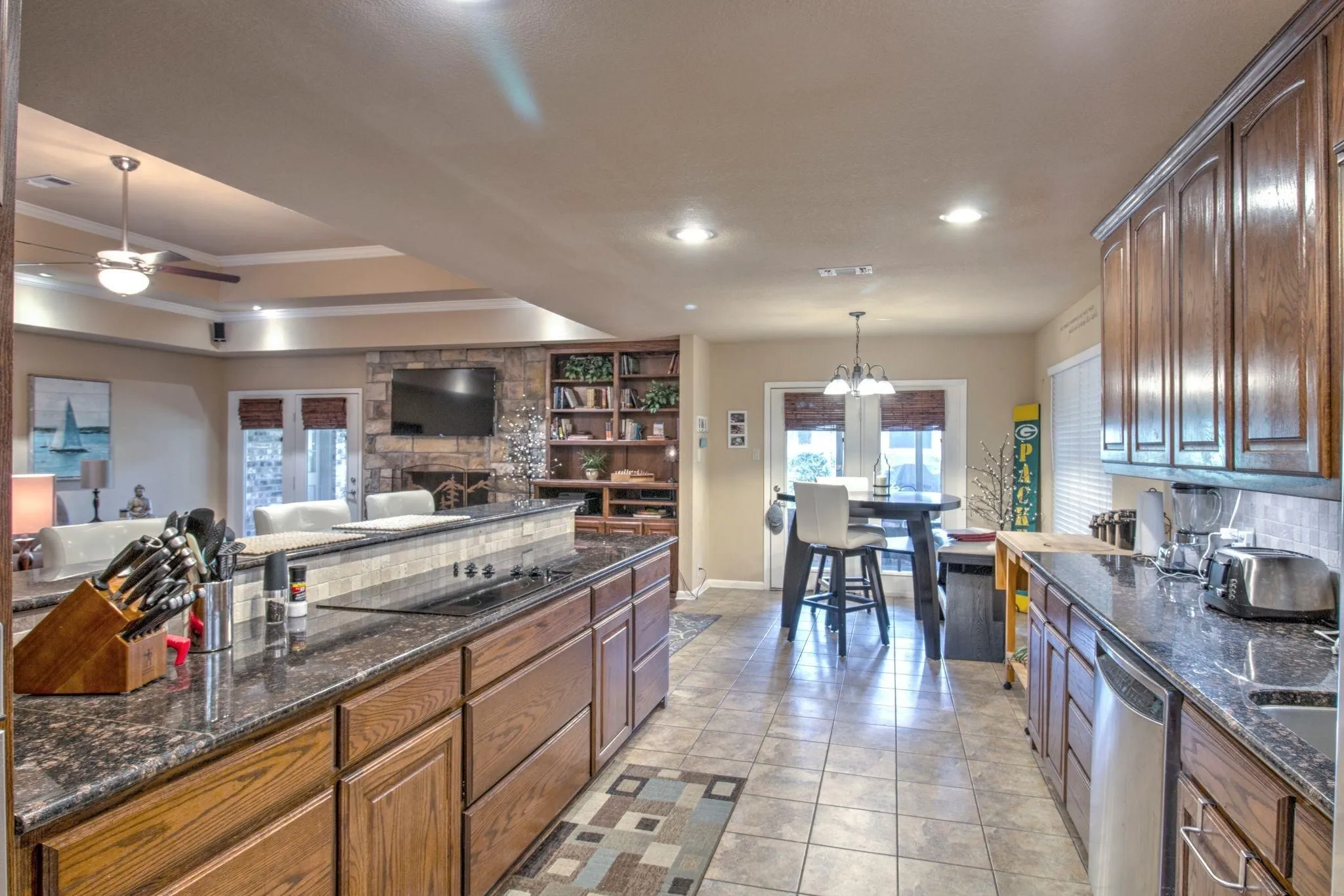 Single Family Residence For Sale in Cooke County , 1010 Kiowa Drive W, Lake Kiowa, Texas 76240, 3 Bedrooms, 3 Bathrooms, 2 Garage spaces, 2,062 Sqft, built in 1977, Price $429,000, mls#21341918, Real Estate Agent in Lake Kiowa, Homes For Sale in Cooke county, Homes For Sale in Lake Kiowa, Realtor in Lake Kiowa Texas, Real Estate Brokerage Independent Realty Texas, Luminita Cordes Realtor