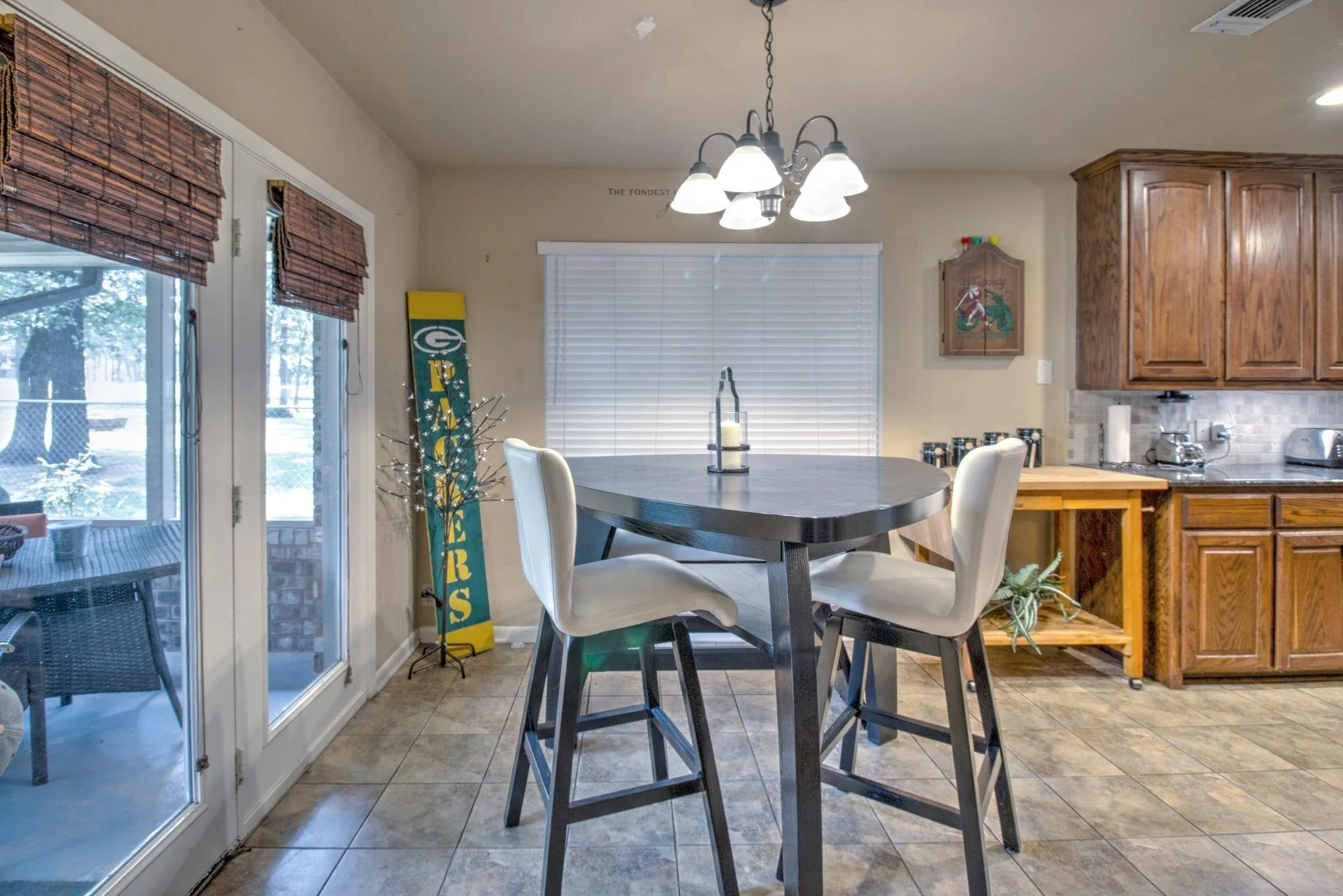 Single Family Residence For Sale in Cooke County , 1010 Kiowa Drive W, Lake Kiowa, Texas 76240, 3 Bedrooms, 3 Bathrooms, 2 Garage spaces, 2,062 Sqft, built in 1977, Price $429,000, mls#21341918, Real Estate Agent in Lake Kiowa, Homes For Sale in Cooke county, Homes For Sale in Lake Kiowa, Realtor in Lake Kiowa Texas, Real Estate Brokerage Independent Realty Texas, Luminita Cordes Realtor