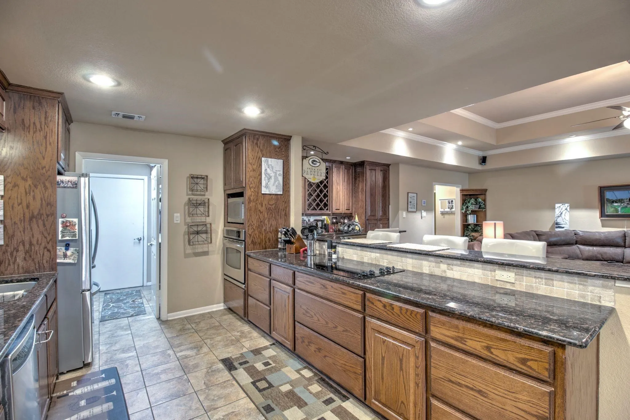 Single Family Residence For Sale in Cooke County , 1010 Kiowa Drive W, Lake Kiowa, Texas 76240, 3 Bedrooms, 3 Bathrooms, 2 Garage spaces, 2,062 Sqft, built in 1977, Price $429,000, mls#21341918, Real Estate Agent in Lake Kiowa, Homes For Sale in Cooke county, Homes For Sale in Lake Kiowa, Realtor in Lake Kiowa Texas, Real Estate Brokerage Independent Realty Texas, Luminita Cordes Realtor