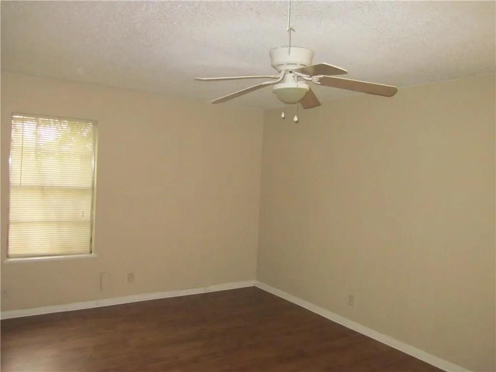 Triplex For Sale in Taylor County , 2023 N Willis Street, Abilene, Texas 79603, 0, 0, Garage spaces, 0 Sqft, built in 1963, mls#21341937, Real Estate Agent in Abilene, Homes For Sale in Taylor county, Homes For Sale in Abilene, Realtor in Abilene Texas, Real Estate Brokerage Independent Realty Texas, Luminita Cordes Realtor