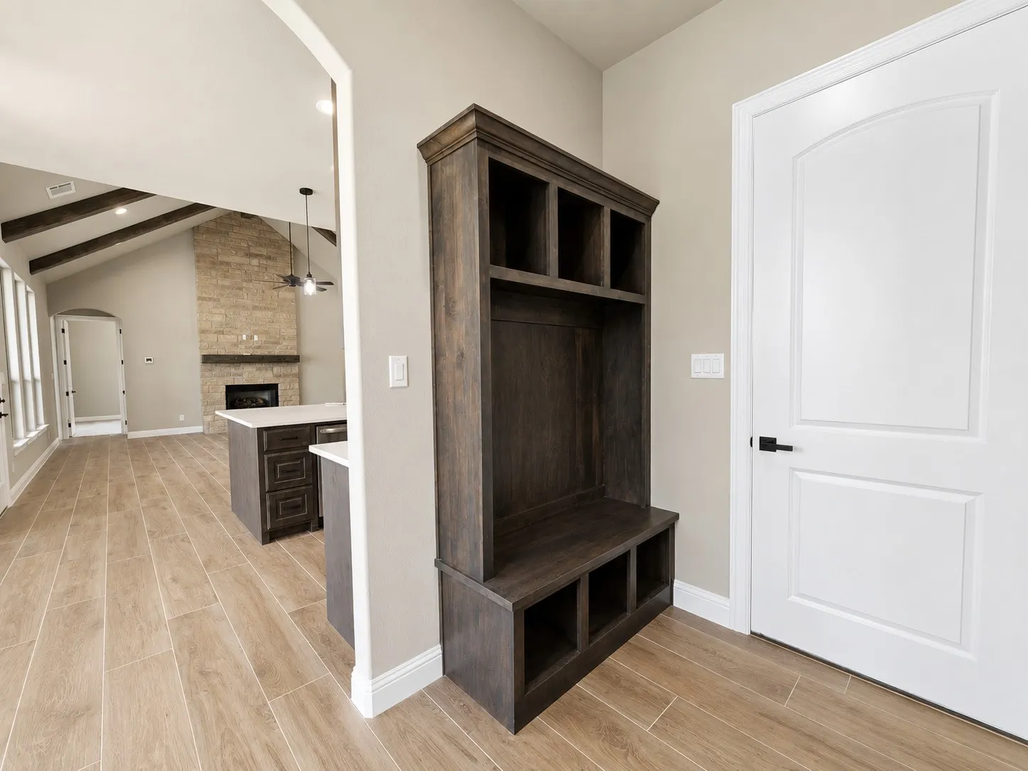 Single Family Residence For Sale in Parker County , 153 Fan Mill Trail, Weatherford, Texas 76085, 4 Bedroom, 3 Bathroom, 3 Garage spaces, 2,688 Sqft, built in 2026, mls#21340125, Real Estate Agent in Weatherford, Homes For Sale in Parker county, Homes For Sale in Weatherford, Realtor in Weatherford Texas, Real Estate Brokerage Independent Realty Texas, Luminita Cordes Realtor