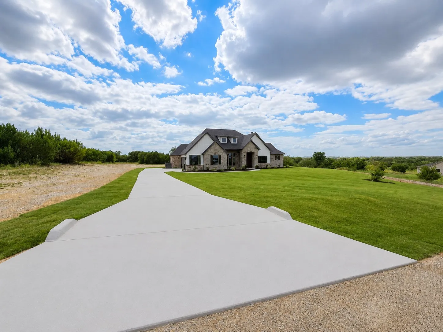 Single Family Residence For Sale in Parker County , 153 Fan Mill Trail, Weatherford, Texas 76085, 4 Bedroom, 3 Bathroom, 3 Garage spaces, 2,688 Sqft, built in 2026, mls#21340125, Real Estate Agent in Weatherford, Homes For Sale in Parker county, Homes For Sale in Weatherford, Realtor in Weatherford Texas, Real Estate Brokerage Independent Realty Texas, Luminita Cordes Realtor
