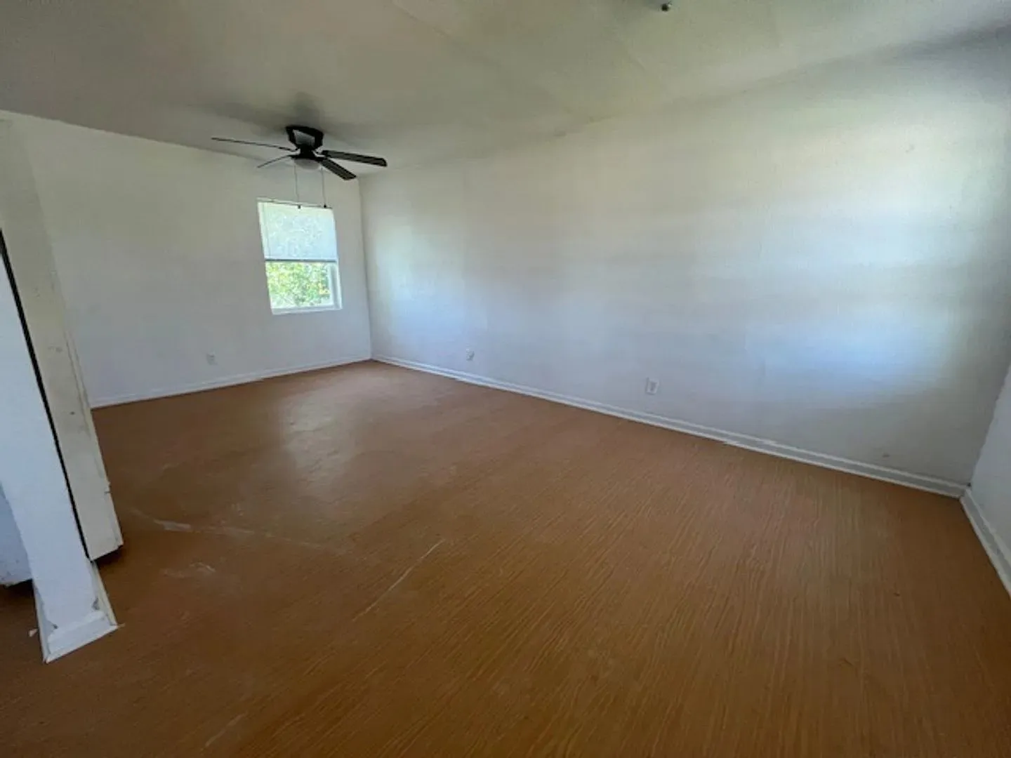 Single Family Residence For Sale in Taylor County , 6409 Jennings Drive, Abilene, Texas 79606, 1 Bedroom, 1 Bathroom, Garage spaces, 800 Sqft, built in 1957, Price $125,000, mls#21341947, Real Estate Agent in Abilene, Homes For Sale in Taylor county, Homes For Sale in Abilene, Realtor in Abilene Texas, Real Estate Brokerage Independent Realty Texas, Luminita Cordes Realtor