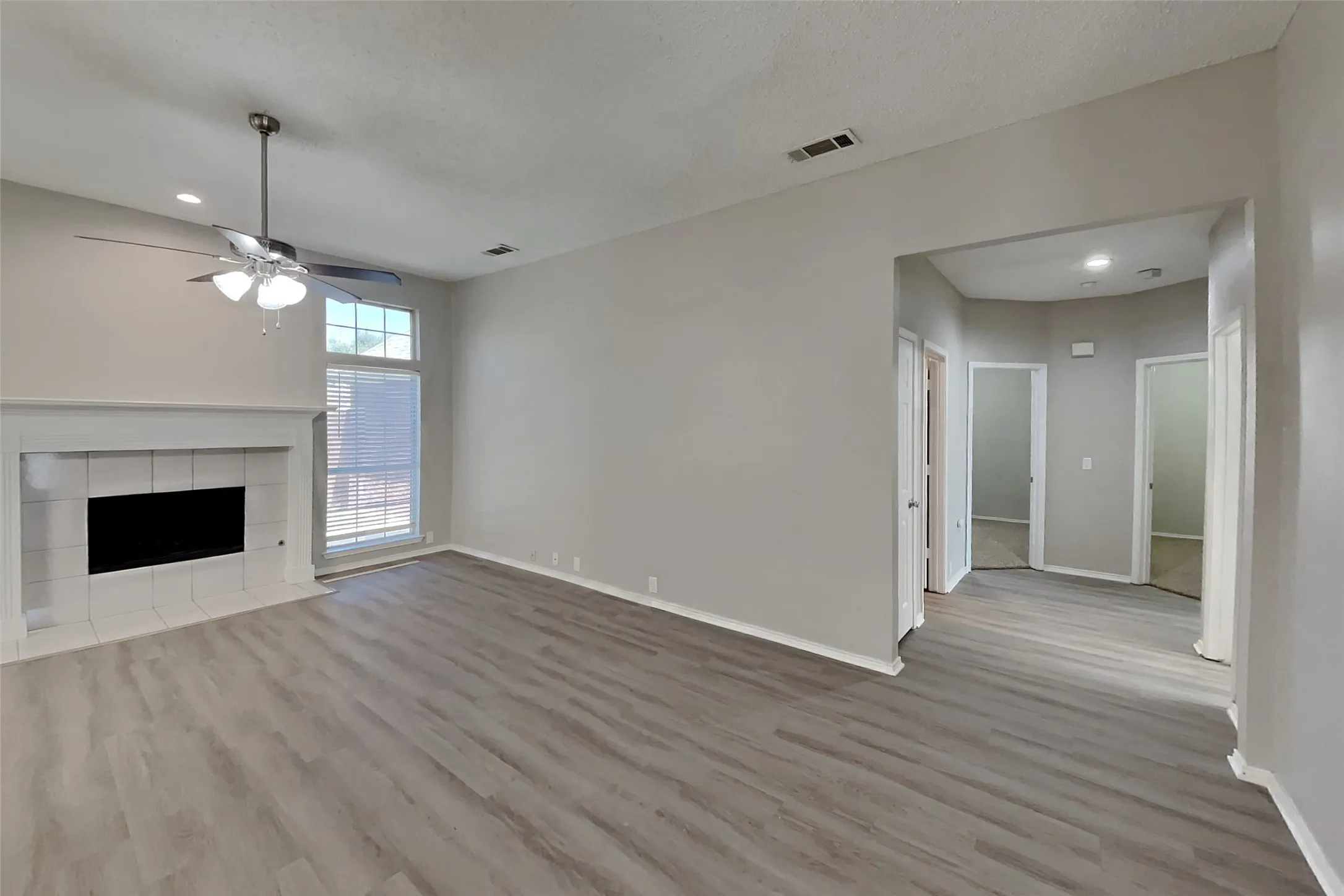 Single Family Residence For Rent in Collin County , 7209 Bouquet Drive, Frisco, Texas 75035, 3 Bedroom, 2 Bathroom, 2 Garage spaces, 2,222 Sqft, built in 1992, mls#21341956, Real Estate Agent in Frisco, Homes For Rent in Collin county, Homes For Rent in Frisco, Realtor in Frisco Texas, Real Estate Brokerage Independent Realty Texas, Luminita Cordes Realtor