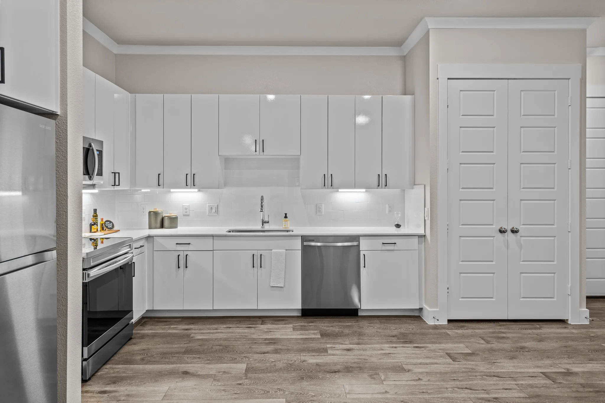 Duplex For Rent in Denton County , 3281 Ganzer Road W 1118a, Denton, Texas 76207, 2 Bedroom, 2 Bathroom, 2 Garage spaces, 1,430 Sqft, built in 2024, mls#21341977, Real Estate Agent in Denton, Homes For Rent in Denton county, Homes For Rent in Denton, Realtor in Denton Texas, Real Estate Brokerage Independent Realty Texas, Luminita Cordes Realtor