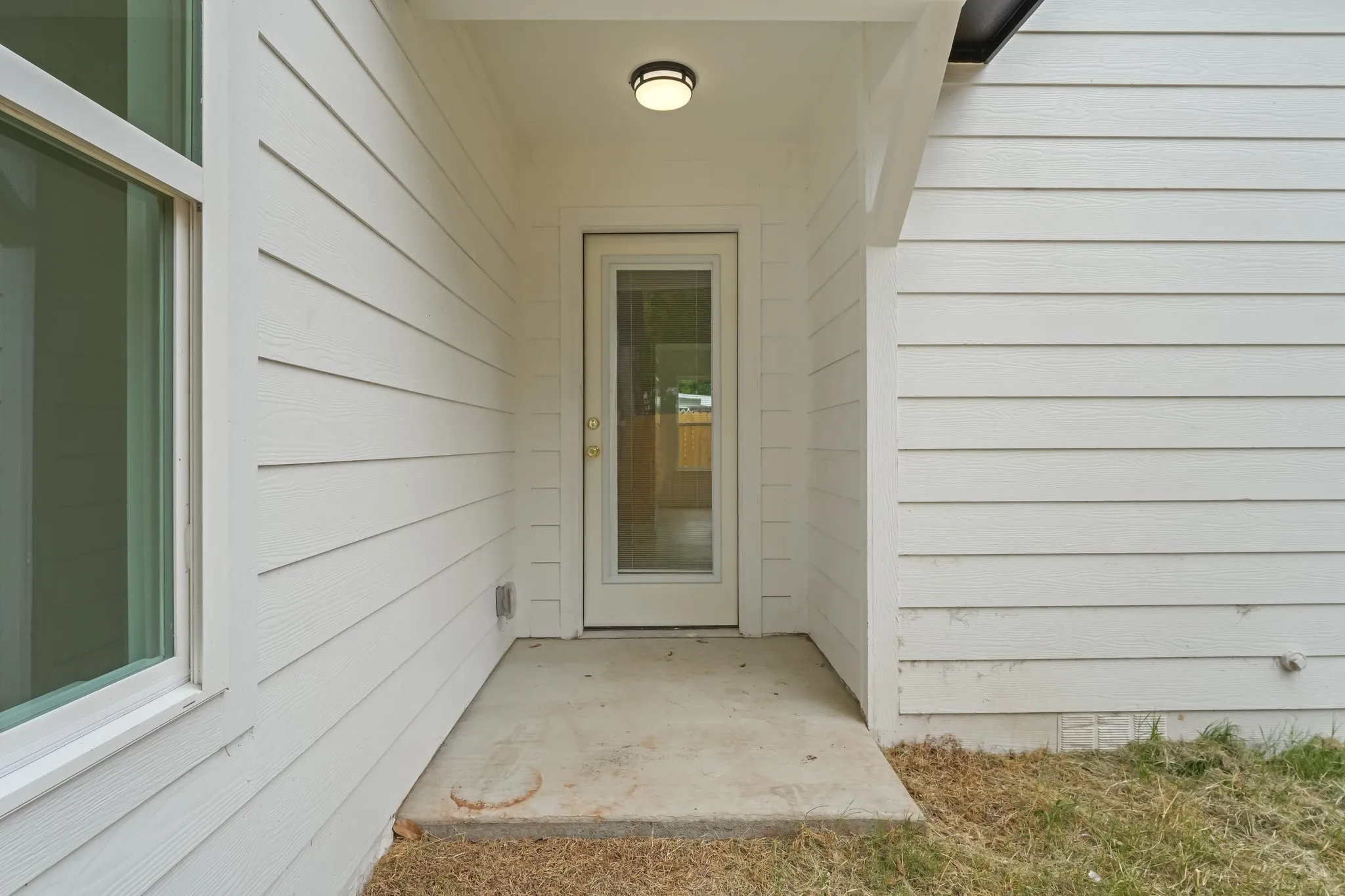 Single Family Residence For Sale in Dallas County , 818 Chickasaw Trace, Grand Prairie, Texas 75051, 4 Bedroom, 2 Bathroom, Garage spaces, 1,477 Sqft, built in 1942, mls#21339588, Real Estate Agent in Grand Prairie, Homes For Sale in Dallas county, Homes For Sale in Grand Prairie, Realtor in Grand Prairie Texas, Real Estate Brokerage Independent Realty Texas, Luminita Cordes Realtor