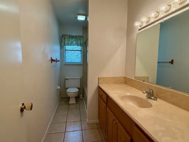 Single Family Residence For Rent in Tarrant County , 3820 Sagebrush Road, Benbrook, Texas 76116, 3 Bedroom, 2 Bathroom, 2 Garage spaces, 1,631 Sqft, built in 1967, mls#21325859, Real Estate Agent in Benbrook, Homes For Rent in Tarrant county, Homes For Rent in Benbrook, Realtor in Benbrook Texas, Real Estate Brokerage Independent Realty Texas, Luminita Cordes Realtor