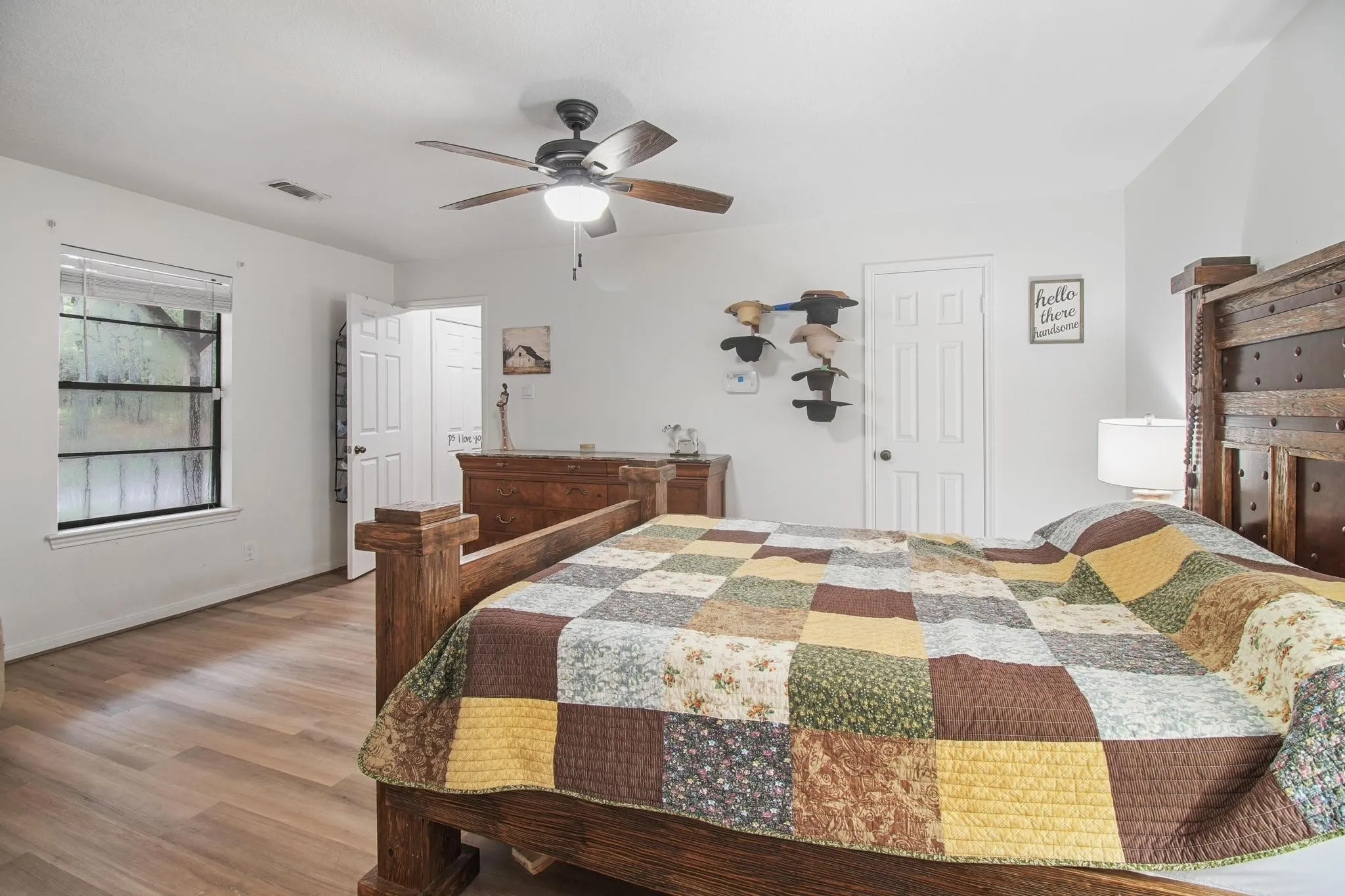 Single Family Residence For Sale in Grimes County , 19359 Forest Road 219, Richards, Texas 77873, 3 Bedroom, 2 Bathroom, Garage spaces, 1,699 Sqft, built in 1978, mls#21342015, Real Estate Agent in Richards, Homes For Sale in Grimes county, Homes For Sale in Richards, Realtor in Richards Texas, Real Estate Brokerage Independent Realty Texas, Luminita Cordes Realtor