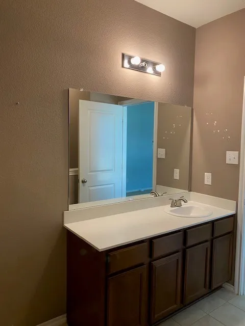 Single Family Residence For Sale in Kaufman County , 885 Levi Lane, Forney, Texas 75126, 5 Bedroom, 3 Bathroom, 2 Garage spaces, 2,494 Sqft, built in 2018, mls#21339521, Real Estate Agent in Forney, Homes For Sale in Kaufman county, Homes For Sale in Forney, Realtor in Forney Texas, Real Estate Brokerage Independent Realty Texas, Luminita Cordes Realtor