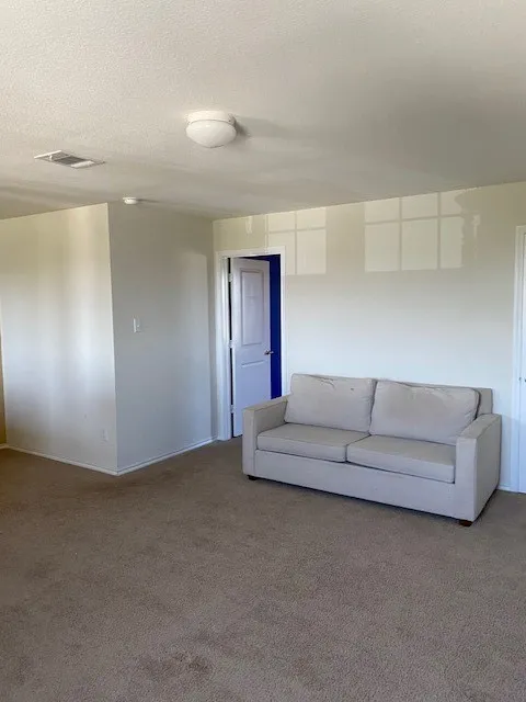 Single Family Residence For Sale in Kaufman County , 885 Levi Lane, Forney, Texas 75126, 5 Bedroom, 3 Bathroom, 2 Garage spaces, 2,494 Sqft, built in 2018, mls#21339521, Real Estate Agent in Forney, Homes For Sale in Kaufman county, Homes For Sale in Forney, Realtor in Forney Texas, Real Estate Brokerage Independent Realty Texas, Luminita Cordes Realtor