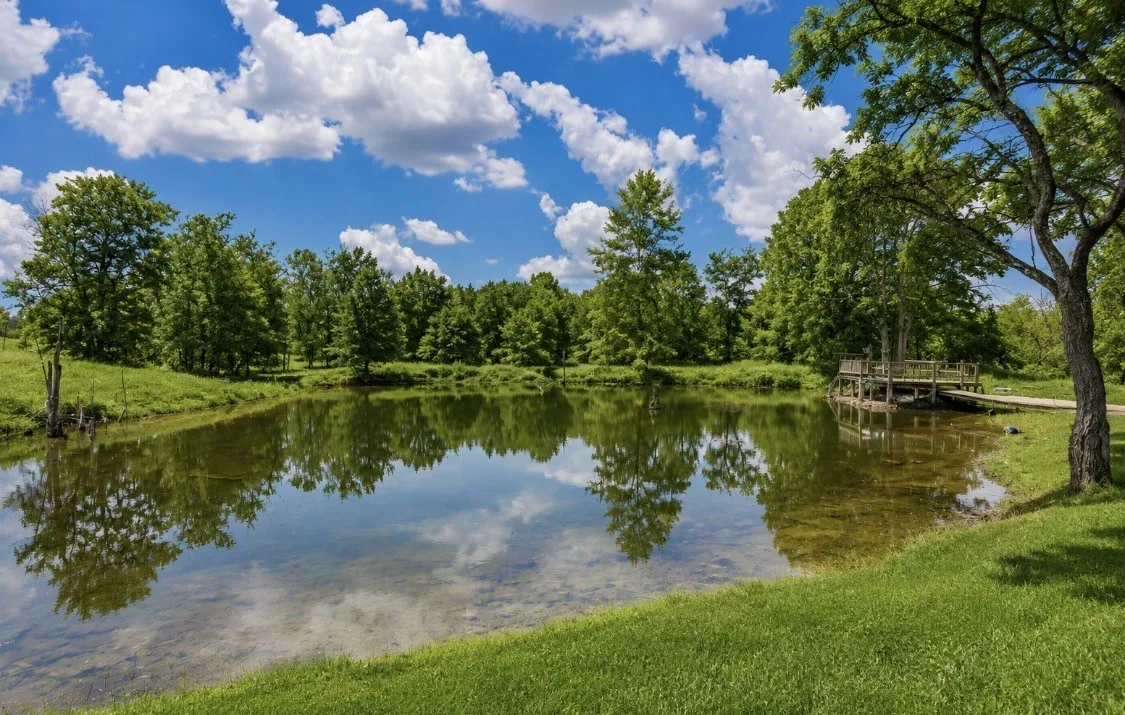 Single Family Residence For Sale in Cooke County , 1205 Northshore Lane, Valley View, Texas 76272, 4 Bedroom, 4 Bathroom, Garage spaces, 2,691 Sqft, built in 2019, mls#21342023, Real Estate Agent in Valley View, Homes For Sale in Cooke county, Homes For Sale in Valley View, Realtor in Valley View Texas, Real Estate Brokerage Independent Realty Texas, Luminita Cordes Realtor