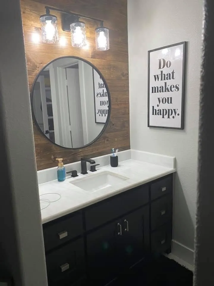 Single Family Residence For Sale in Cooke County , 1205 Northshore Lane, Valley View, Texas 76272, 4 Bedroom, 4 Bathroom, Garage spaces, 2,691 Sqft, built in 2019, mls#21342023, Real Estate Agent in Valley View, Homes For Sale in Cooke county, Homes For Sale in Valley View, Realtor in Valley View Texas, Real Estate Brokerage Independent Realty Texas, Luminita Cordes Realtor