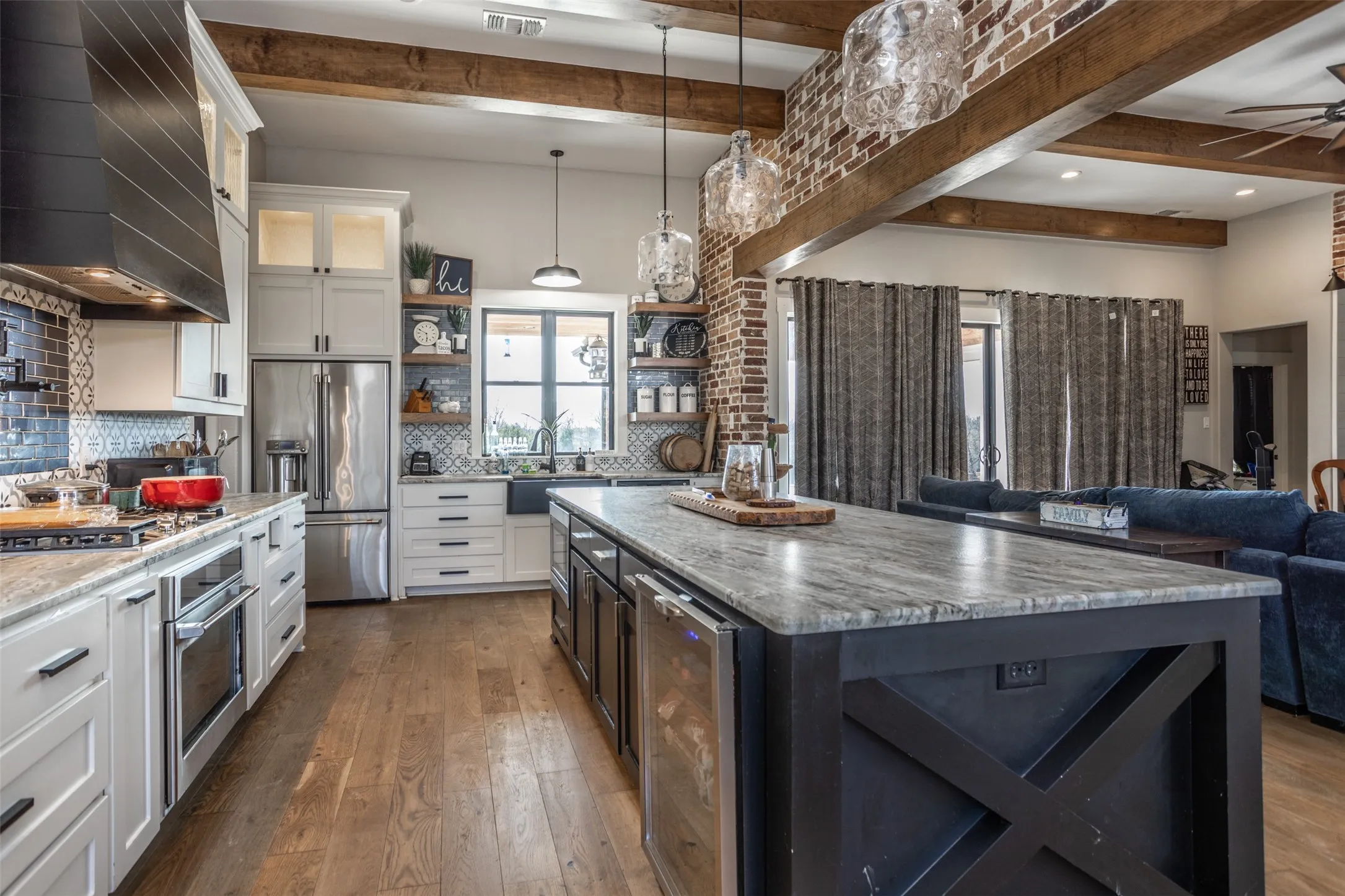 Single Family Residence For Sale in Cooke County , 1205 Northshore Lane, Valley View, Texas 76272, 4 Bedroom, 4 Bathroom, Garage spaces, 2,691 Sqft, built in 2019, mls#21342023, Real Estate Agent in Valley View, Homes For Sale in Cooke county, Homes For Sale in Valley View, Realtor in Valley View Texas, Real Estate Brokerage Independent Realty Texas, Luminita Cordes Realtor