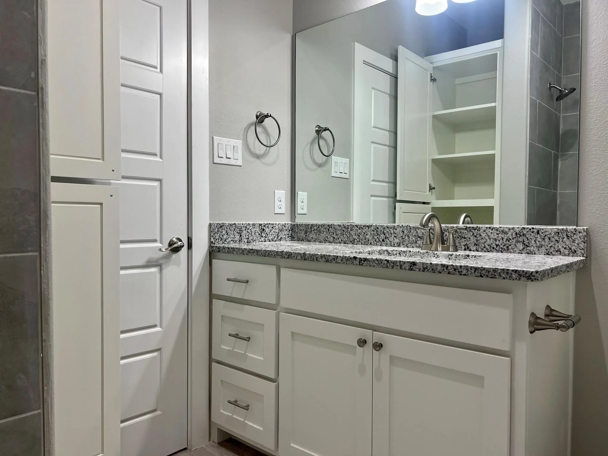 Duplex For Rent in Grayson County , 617 N Friendship Road, Sherman, Texas 75092, 3 Bedroom, 2 Bathroom, 2 Garage spaces, 1,560 Sqft, built in 2023, mls#21338837, Real Estate Agent in Sherman, Homes For Rent in Grayson county, Homes For Rent in Sherman, Realtor in Sherman Texas, Real Estate Brokerage Independent Realty Texas, Luminita Cordes Realtor