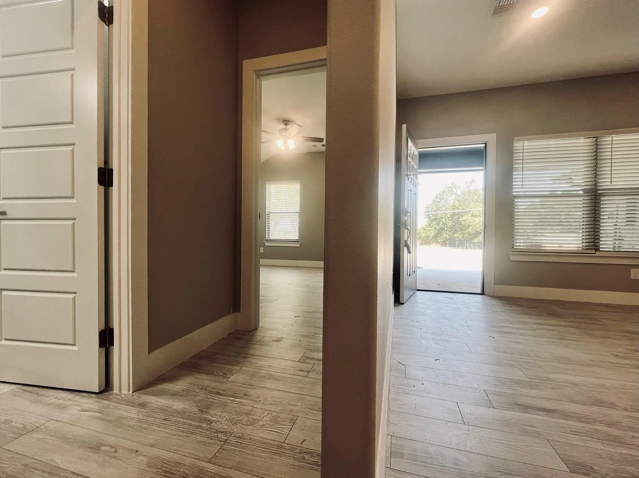 Duplex For Rent in Grayson County , 617 N Friendship Road, Sherman, Texas 75092, 3 Bedroom, 2 Bathroom, 2 Garage spaces, 1,560 Sqft, built in 2023, mls#21338837, Real Estate Agent in Sherman, Homes For Rent in Grayson county, Homes For Rent in Sherman, Realtor in Sherman Texas, Real Estate Brokerage Independent Realty Texas, Luminita Cordes Realtor