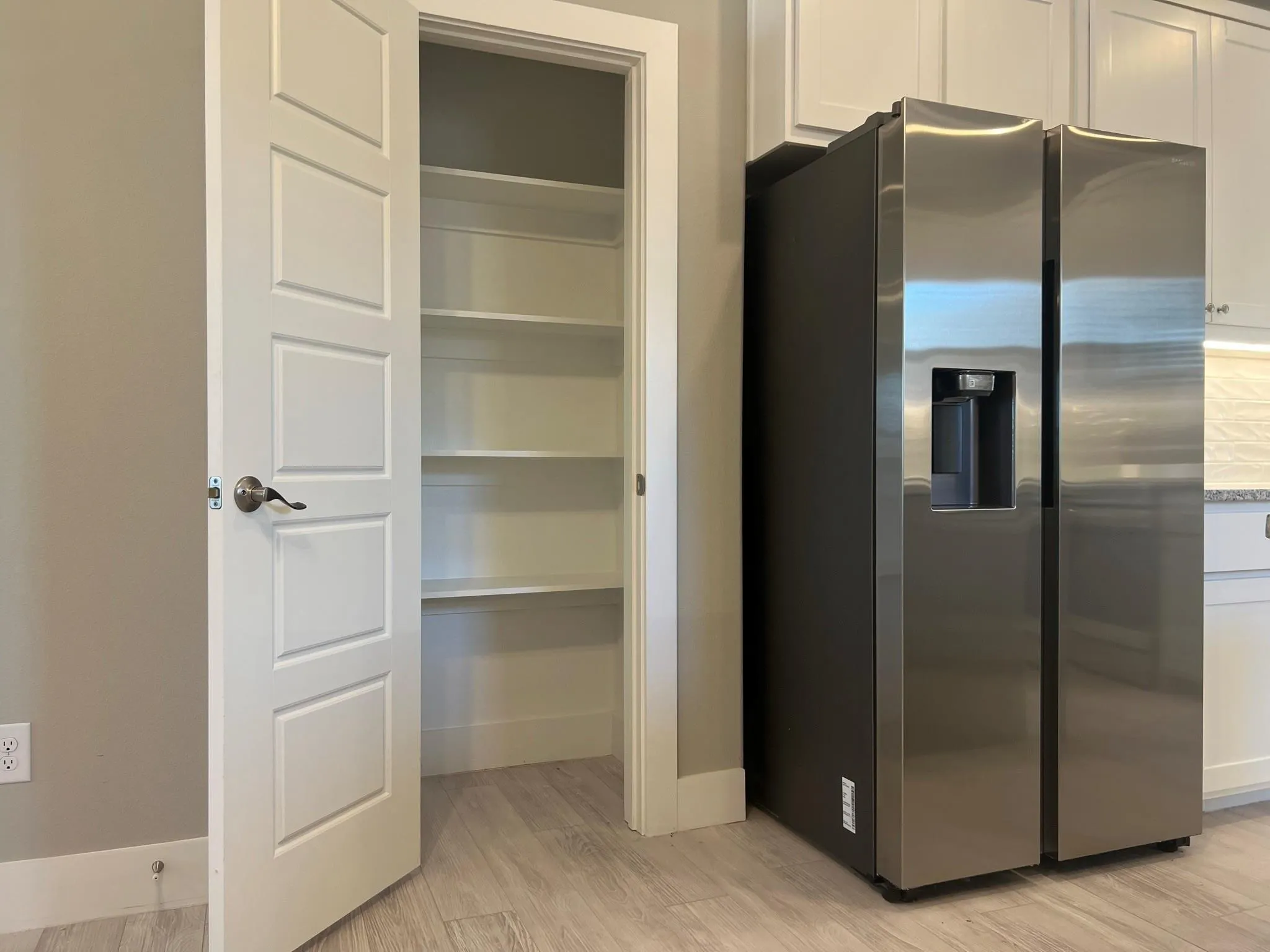 Duplex For Rent in Grayson County , 617 N Friendship Road, Sherman, Texas 75092, 3 Bedroom, 2 Bathroom, 2 Garage spaces, 1,560 Sqft, built in 2023, mls#21338837, Real Estate Agent in Sherman, Homes For Rent in Grayson county, Homes For Rent in Sherman, Realtor in Sherman Texas, Real Estate Brokerage Independent Realty Texas, Luminita Cordes Realtor