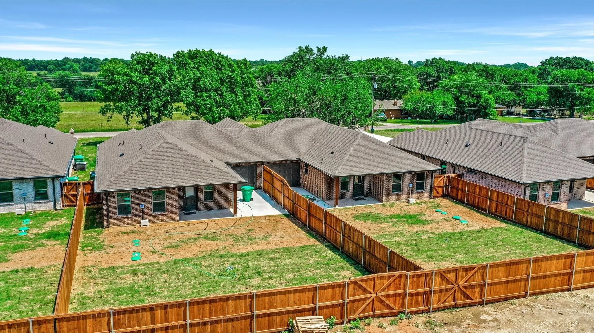 Duplex For Rent in Grayson County , 617 N Friendship Road, Sherman, Texas 75092, 3 Bedroom, 2 Bathroom, 2 Garage spaces, 1,560 Sqft, built in 2023, mls#21338837, Real Estate Agent in Sherman, Homes For Rent in Grayson county, Homes For Rent in Sherman, Realtor in Sherman Texas, Real Estate Brokerage Independent Realty Texas, Luminita Cordes Realtor