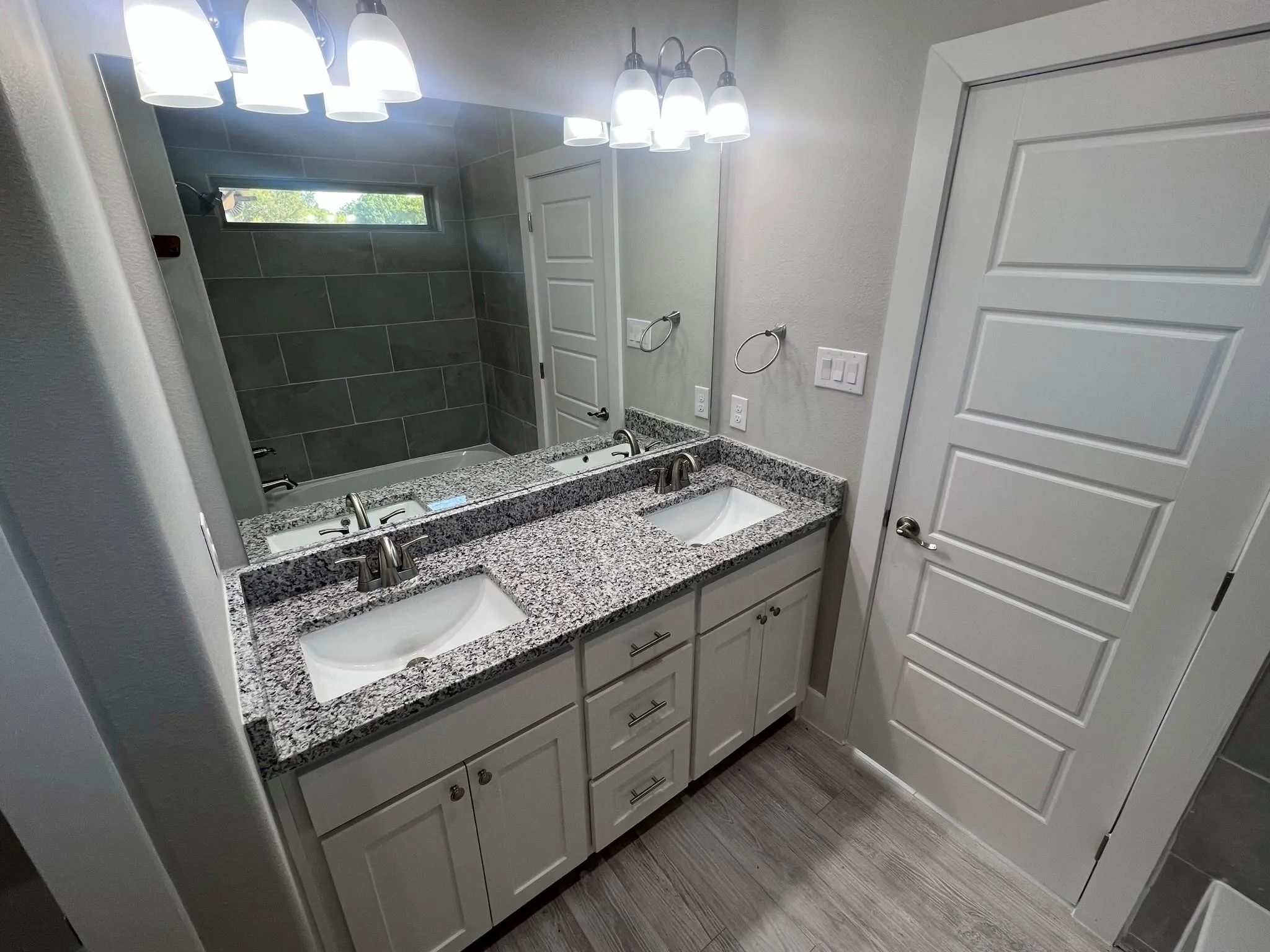 Duplex For Rent in Grayson County , 617 N Friendship Road, Sherman, Texas 75092, 3 Bedroom, 2 Bathroom, 2 Garage spaces, 1,560 Sqft, built in 2023, mls#21338837, Real Estate Agent in Sherman, Homes For Rent in Grayson county, Homes For Rent in Sherman, Realtor in Sherman Texas, Real Estate Brokerage Independent Realty Texas, Luminita Cordes Realtor