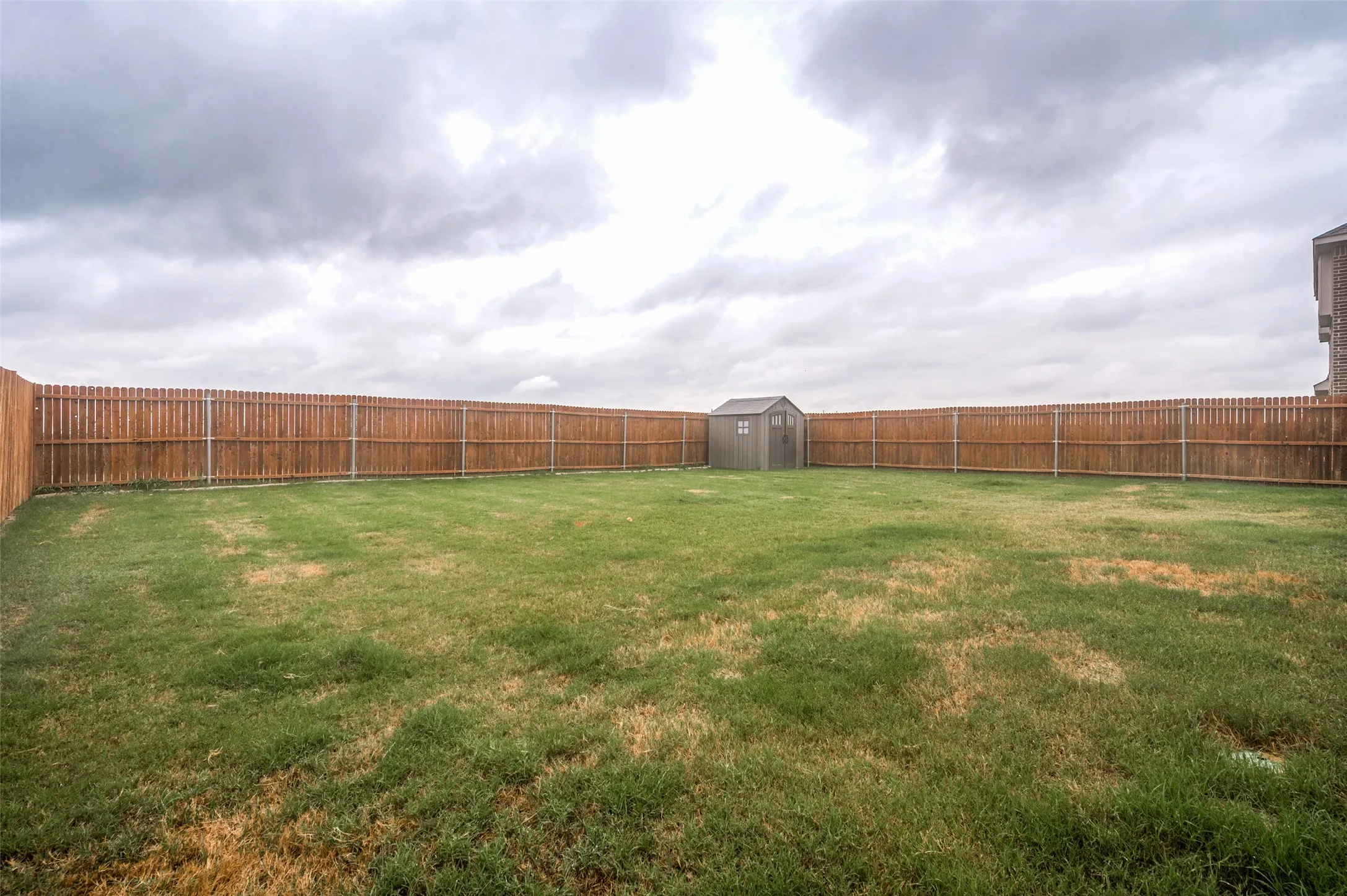 Single Family Residence For Sale in Denton County , 230 Clairmont Drive, Ponder, Texas 76259, 3 Bedroom, 2 Bathroom, 2 Garage spaces, 2,253 Sqft, built in 2022, mls#21342021, Real Estate Agent in Ponder, Homes For Sale in Denton county, Homes For Sale in Ponder, Realtor in Ponder Texas, Real Estate Brokerage Independent Realty Texas, Luminita Cordes Realtor
