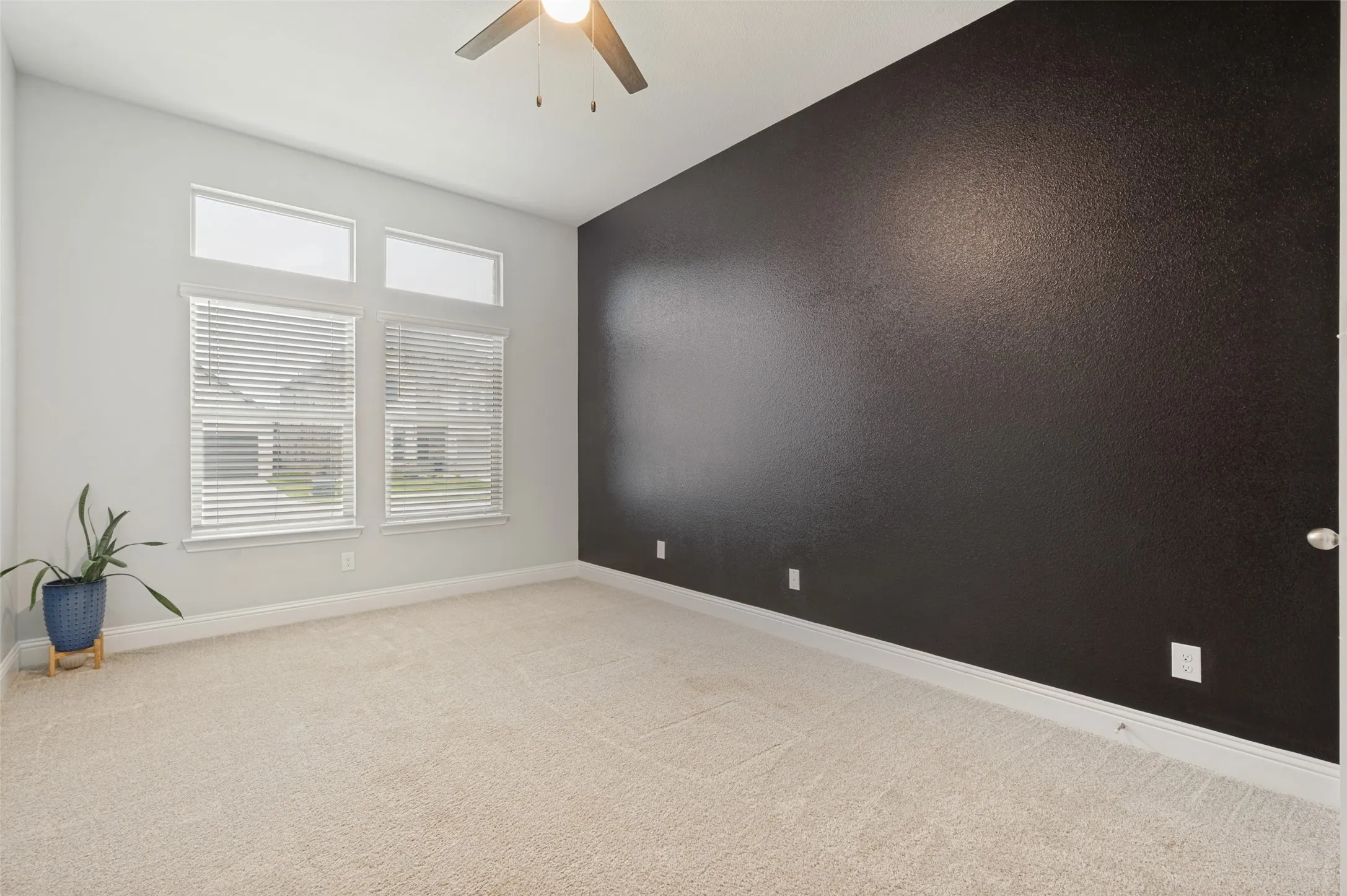 Single Family Residence For Sale in Denton County , 230 Clairmont Drive, Ponder, Texas 76259, 3 Bedroom, 2 Bathroom, 2 Garage spaces, 2,253 Sqft, built in 2022, mls#21342021, Real Estate Agent in Ponder, Homes For Sale in Denton county, Homes For Sale in Ponder, Realtor in Ponder Texas, Real Estate Brokerage Independent Realty Texas, Luminita Cordes Realtor