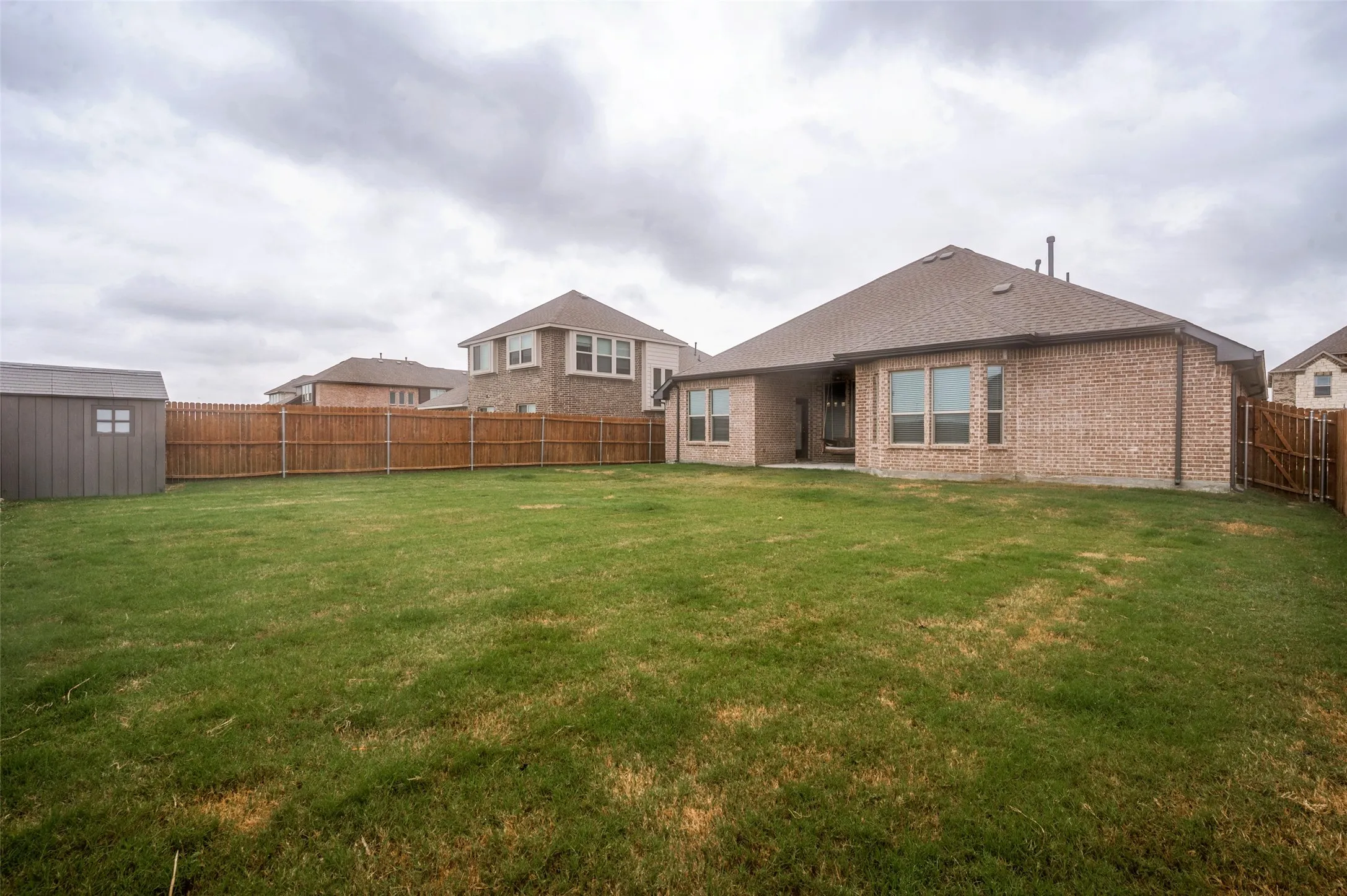 Single Family Residence For Sale in Denton County , 230 Clairmont Drive, Ponder, Texas 76259, 3 Bedroom, 2 Bathroom, 2 Garage spaces, 2,253 Sqft, built in 2022, mls#21342021, Real Estate Agent in Ponder, Homes For Sale in Denton county, Homes For Sale in Ponder, Realtor in Ponder Texas, Real Estate Brokerage Independent Realty Texas, Luminita Cordes Realtor