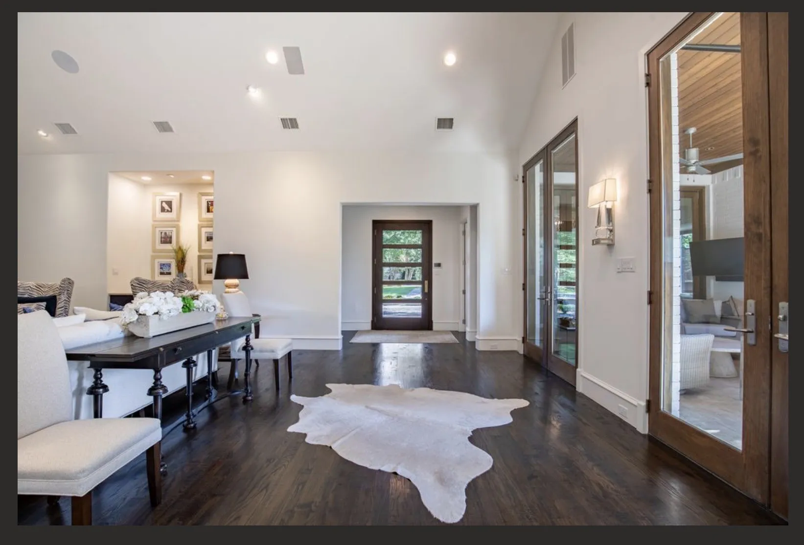 Single Family Residence For Sale in Dallas County , 5806 Del Roy Drive, Dallas, Texas 75230, 4 Bedroom, 5 Bathroom, 3 Garage spaces, 4,804 Sqft, built in 2012, mls#21340755, Real Estate Agent in Dallas, Homes For Sale in Dallas county, Homes For Sale in Dallas, Realtor in Dallas Texas, Real Estate Brokerage Independent Realty Texas, Luminita Cordes Realtor
