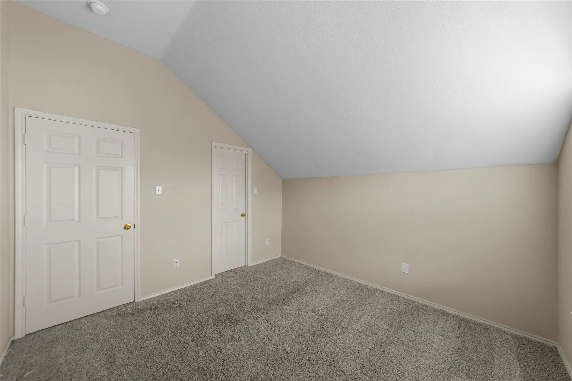 Single Family Residence For Rent in Collin County , 112 Sweetgum Drive, Murphy, Texas 75094, 4 Bedroom, 3 Bathroom, 3 Garage spaces, 3,020 Sqft, built in 1997, mls#21342033, Real Estate Agent in Murphy, Homes For Rent in Collin county, Homes For Rent in Murphy, Realtor in Murphy Texas, Real Estate Brokerage Independent Realty Texas, Luminita Cordes Realtor