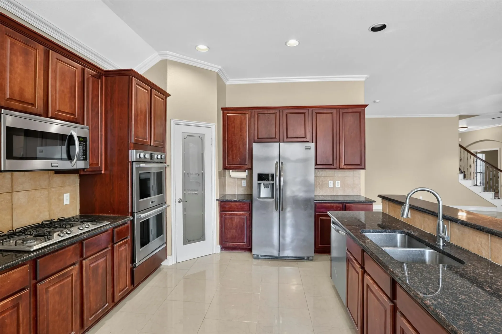 Single Family Residence For Sale in Tarrant County , 4401 Genesis Court, Mansfield, Texas 76063, 5 Bedroom, 3 Bathroom, 2 Garage spaces, 3,727 Sqft, built in 2006, mls#21342054, Real Estate Agent in Mansfield, Homes For Sale in Tarrant county, Homes For Sale in Mansfield, Realtor in Mansfield Texas, Real Estate Brokerage Independent Realty Texas, Luminita Cordes Realtor