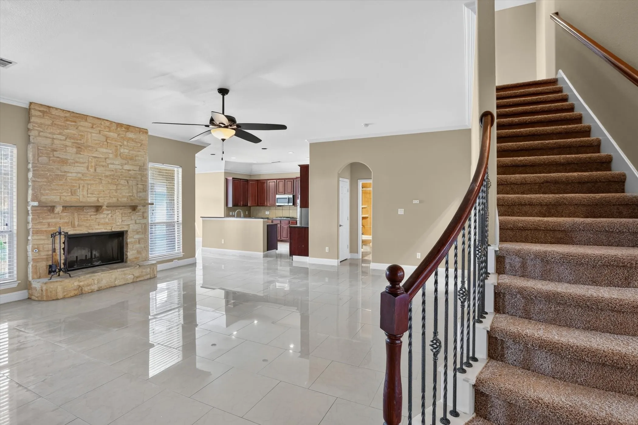 Single Family Residence For Sale in Tarrant County , 4401 Genesis Court, Mansfield, Texas 76063, 5 Bedroom, 3 Bathroom, 2 Garage spaces, 3,727 Sqft, built in 2006, mls#21342054, Real Estate Agent in Mansfield, Homes For Sale in Tarrant county, Homes For Sale in Mansfield, Realtor in Mansfield Texas, Real Estate Brokerage Independent Realty Texas, Luminita Cordes Realtor