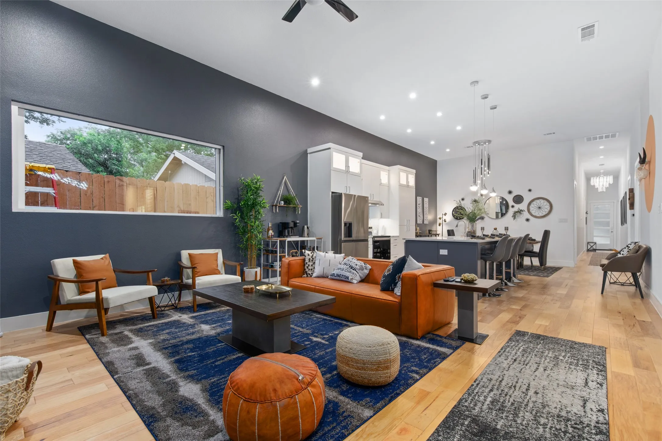 Single Family Residence For Sale in Dallas County , 3615 Mcbroom Street, Dallas, Texas 75212, 5 Bedrooms, 3 Bathrooms, Garage spaces, 2,195 Sqft, built in 2021, Price $469,990, mls#21341803, Real Estate Agent in Dallas, Homes For Sale in Dallas county, Homes For Sale in Dallas, Realtor in Dallas Texas, Real Estate Brokerage Independent Realty Texas, Luminita Cordes Realtor