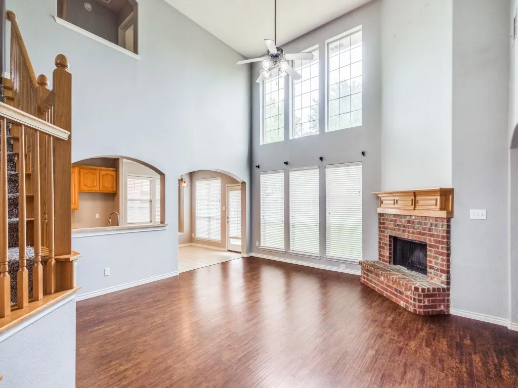 Single Family Residence For Sale in Collin County , 8400 Silverado Trail, Mc Kinney, Texas 75070, 5 Bedroom, 3 Bathroom, 2 Garage spaces, 3,234 Sqft, built in 2006, mls#21342000, Real Estate Agent in Mc Kinney, Homes For Sale in Collin county, Homes For Sale in Mc Kinney, Realtor in Mc Kinney Texas, Real Estate Brokerage Independent Realty Texas, Luminita Cordes Realtor