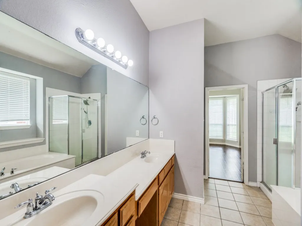 Single Family Residence For Sale in Collin County , 8400 Silverado Trail, Mc Kinney, Texas 75070, 5 Bedroom, 3 Bathroom, 2 Garage spaces, 3,234 Sqft, built in 2006, mls#21342000, Real Estate Agent in Mc Kinney, Homes For Sale in Collin county, Homes For Sale in Mc Kinney, Realtor in Mc Kinney Texas, Real Estate Brokerage Independent Realty Texas, Luminita Cordes Realtor