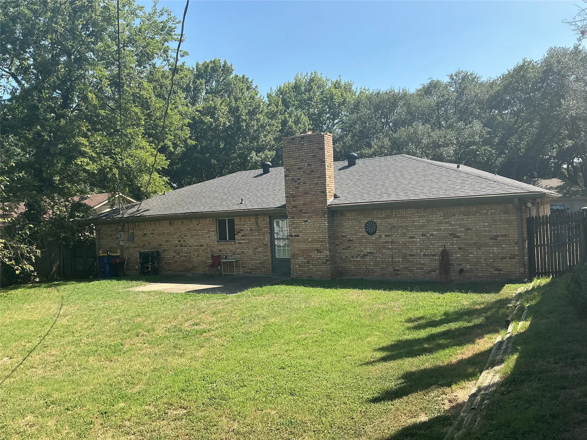 Single Family Residence For Sale in Johnson County , 724 Barbara Lane, Burleson, Texas 76028, 3 Bedroom, 2 Bathroom, 2 Garage spaces, 1,521 Sqft, built in 1976, mls#21342087, Real Estate Agent in Burleson, Homes For Sale in Johnson county, Homes For Sale in Burleson, Realtor in Burleson Texas, Real Estate Brokerage Independent Realty Texas, Luminita Cordes Realtor