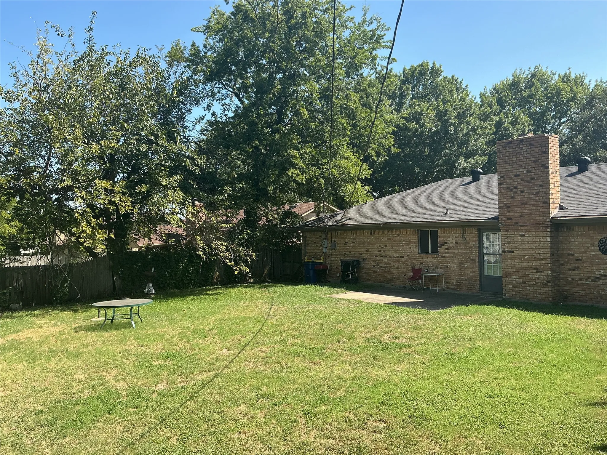 Single Family Residence For Sale in Johnson County , 724 Barbara Lane, Burleson, Texas 76028, 3 Bedroom, 2 Bathroom, 2 Garage spaces, 1,521 Sqft, built in 1976, mls#21342087, Real Estate Agent in Burleson, Homes For Sale in Johnson county, Homes For Sale in Burleson, Realtor in Burleson Texas, Real Estate Brokerage Independent Realty Texas, Luminita Cordes Realtor