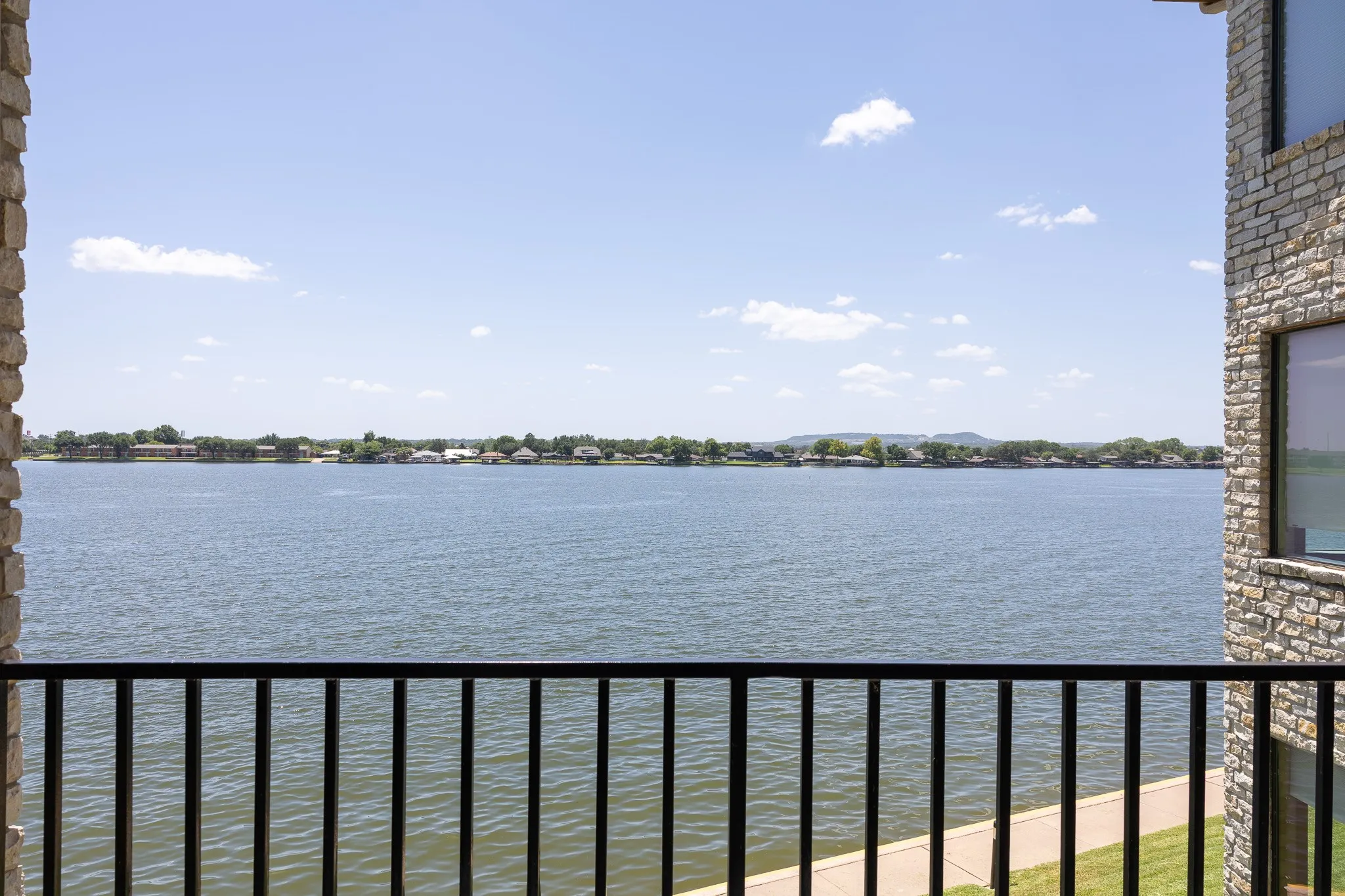 Condominium For Sale in Hood County , 401 E Pearl Street 2202, Granbury, Texas 76048, 3 Bedroom, 2 Bathroom, Garage spaces, 1,280 Sqft, built in 2012, mls#21341442, Real Estate Agent in Granbury, Homes For Sale in Hood county, Homes For Sale in Granbury, Realtor in Granbury Texas, Real Estate Brokerage Independent Realty Texas, Luminita Cordes Realtor