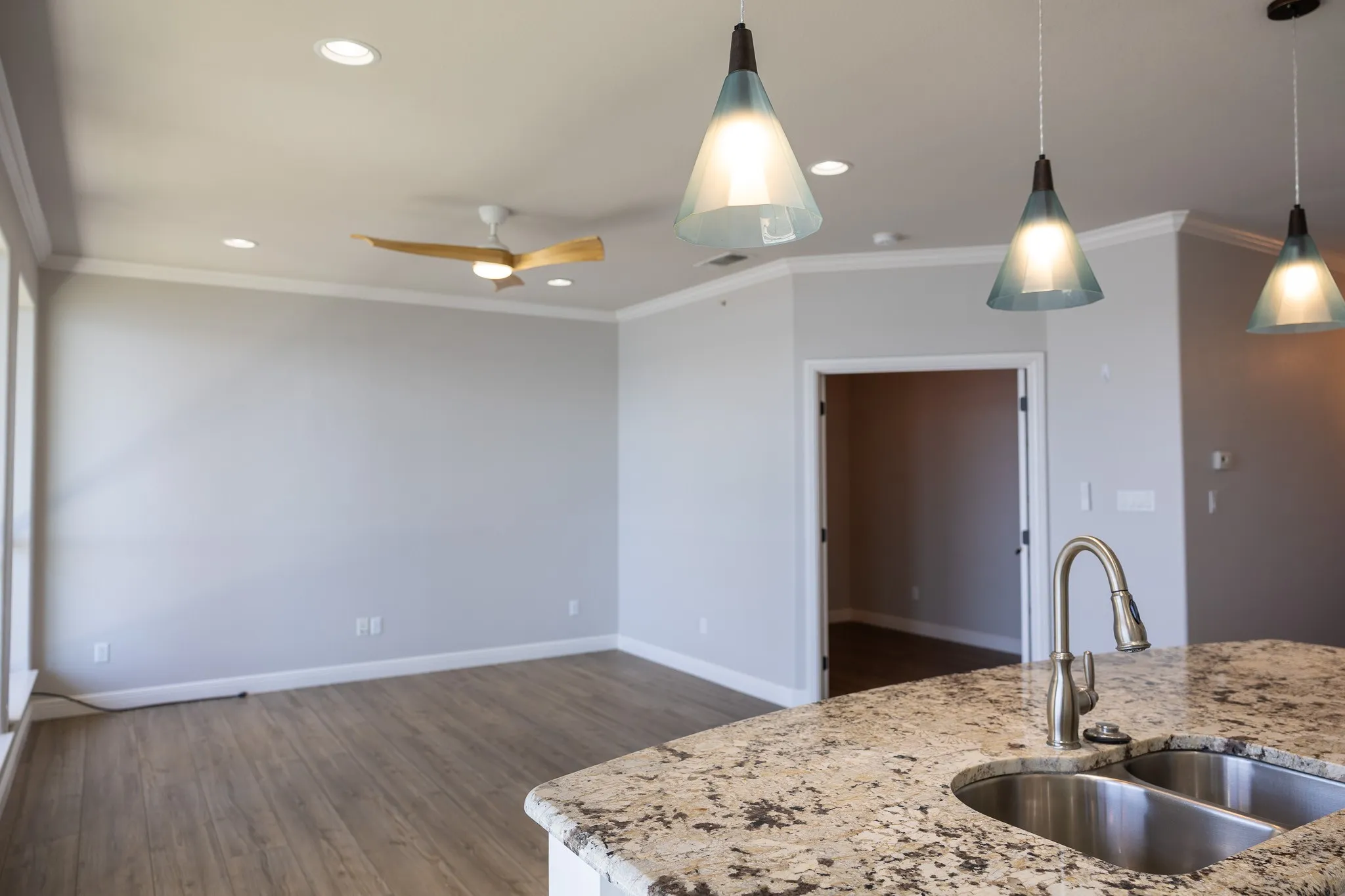 Condominium For Sale in Hood County , 401 E Pearl Street 2202, Granbury, Texas 76048, 3 Bedroom, 2 Bathroom, Garage spaces, 1,280 Sqft, built in 2012, mls#21341442, Real Estate Agent in Granbury, Homes For Sale in Hood county, Homes For Sale in Granbury, Realtor in Granbury Texas, Real Estate Brokerage Independent Realty Texas, Luminita Cordes Realtor