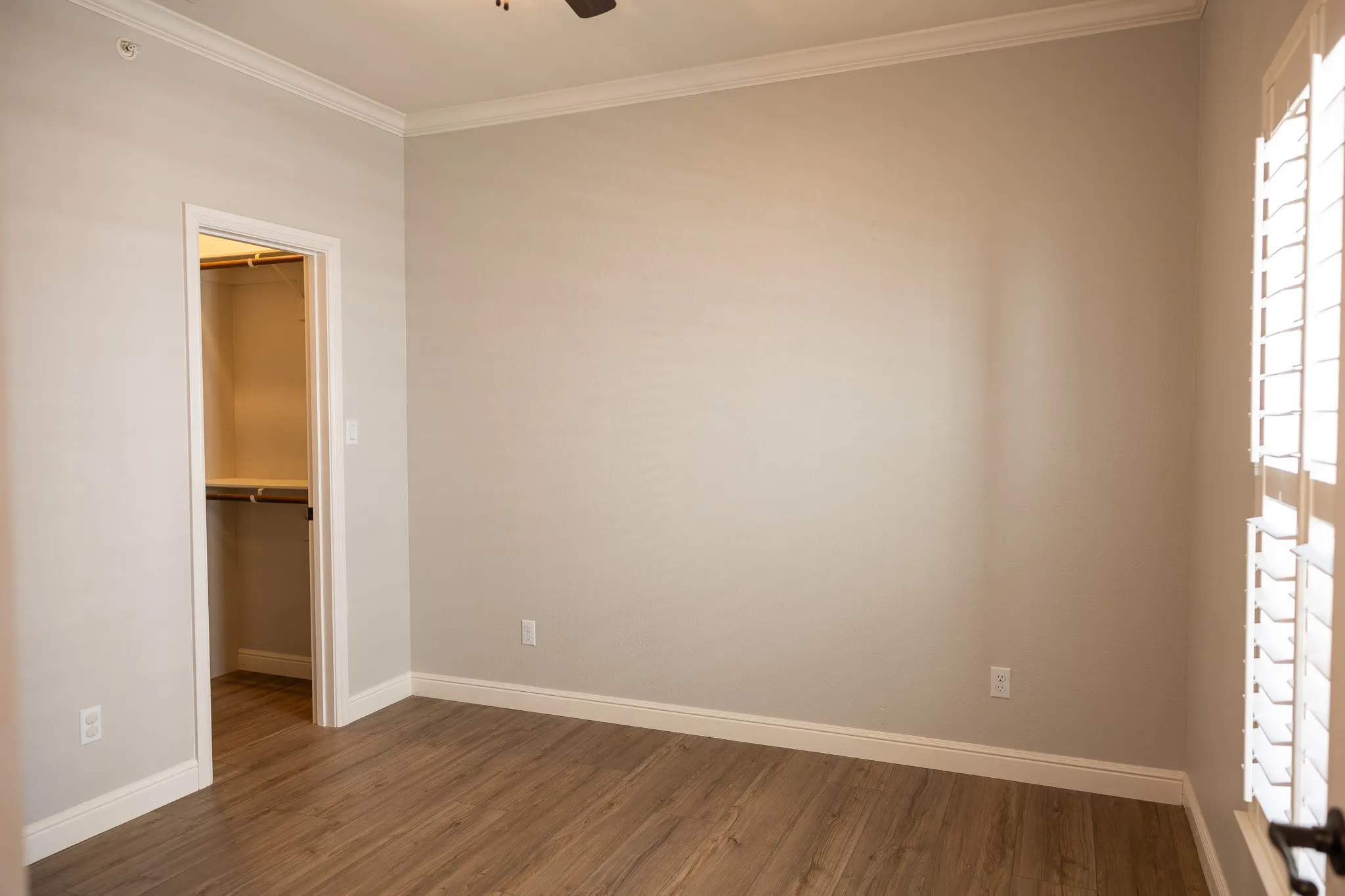 Condominium For Sale in Hood County , 401 E Pearl Street 2202, Granbury, Texas 76048, 3 Bedroom, 2 Bathroom, Garage spaces, 1,280 Sqft, built in 2012, mls#21341442, Real Estate Agent in Granbury, Homes For Sale in Hood county, Homes For Sale in Granbury, Realtor in Granbury Texas, Real Estate Brokerage Independent Realty Texas, Luminita Cordes Realtor