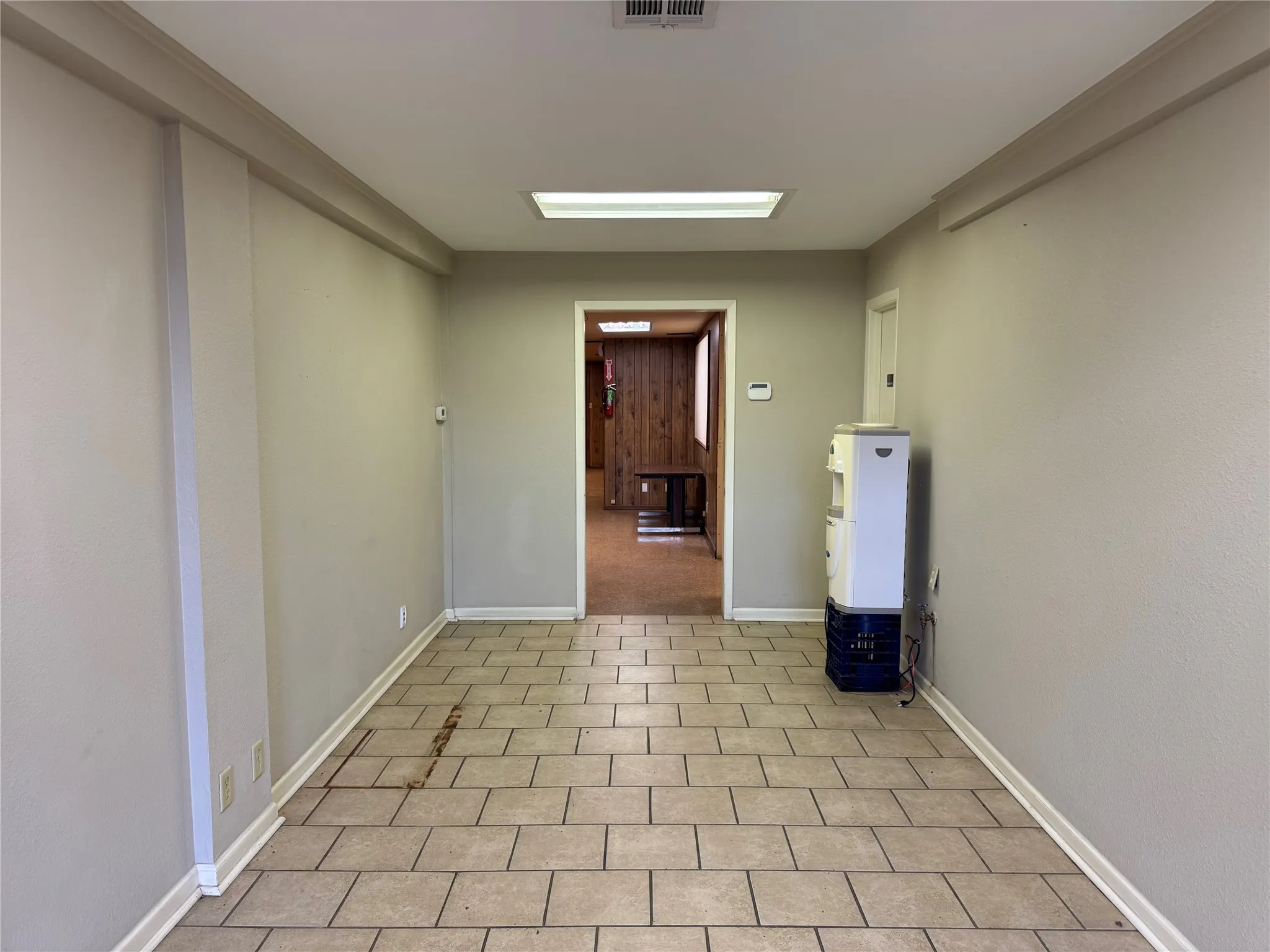 Business For Rent in Smith County , 3401 N Northeast Loop 323, Tyler, Texas 75708, 0, 0, Garage spaces, 0 Sqft, built in 1965, Price $6,900, mls#21342058, Real Estate Agent in Tyler, Homes For Rent in Smith county, Homes For Rent in Tyler, Realtor in Tyler Texas, Real Estate Brokerage Independent Realty Texas, Luminita Cordes Realtor