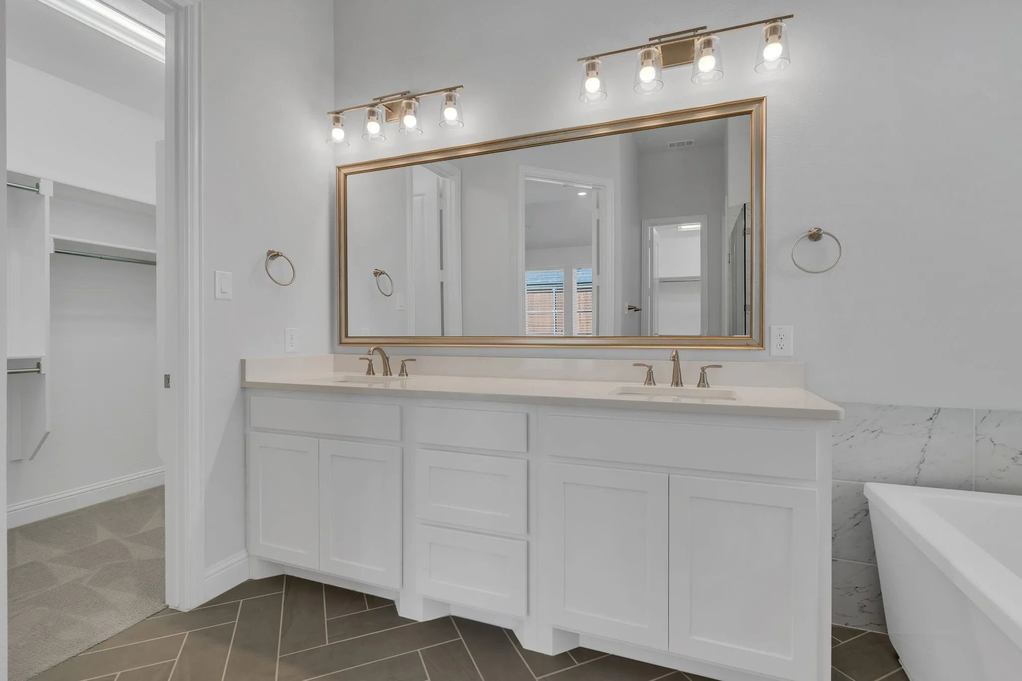 Single Family Residence For Rent in Collin County , 16128 Harris Hawk Street, Frisco, Texas 75035, 4 Bedrooms, 3 Bathrooms, 2 Garage spaces, 2,249 Sqft, built in 2022, Price $3,200, mls#21342101, Real Estate Agent in Frisco, Homes For Rent in Collin county, Homes For Rent in Frisco, Realtor in Frisco Texas, Real Estate Brokerage Independent Realty Texas, Luminita Cordes Realtor