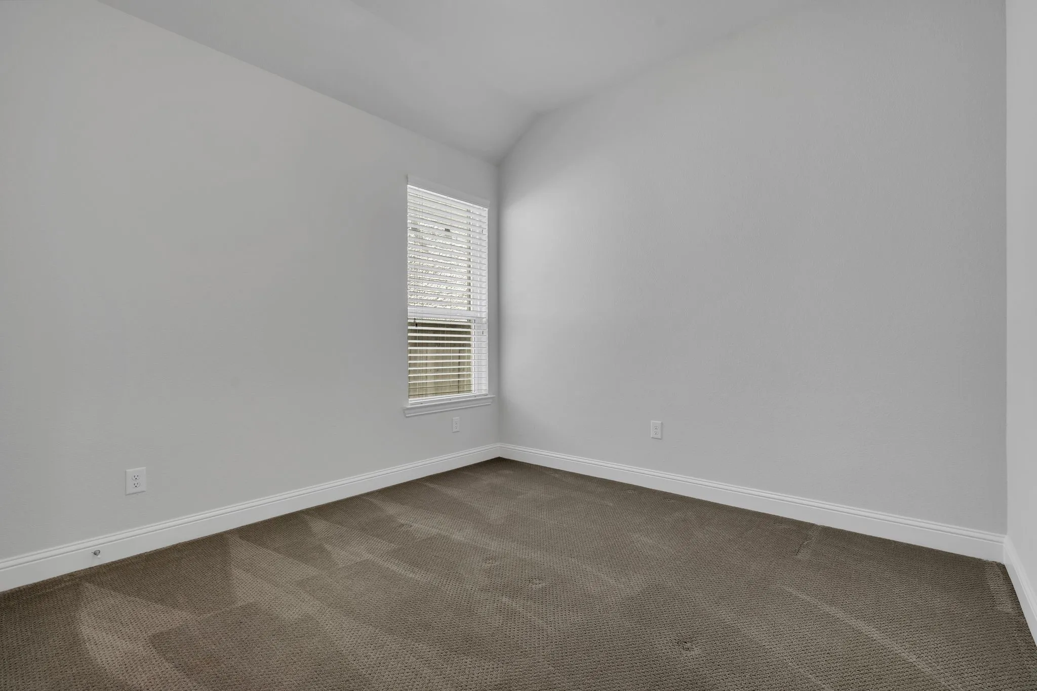 Single Family Residence For Rent in Collin County , 16128 Harris Hawk Street, Frisco, Texas 75035, 4 Bedrooms, 3 Bathrooms, 2 Garage spaces, 2,249 Sqft, built in 2022, Price $3,200, mls#21342101, Real Estate Agent in Frisco, Homes For Rent in Collin county, Homes For Rent in Frisco, Realtor in Frisco Texas, Real Estate Brokerage Independent Realty Texas, Luminita Cordes Realtor