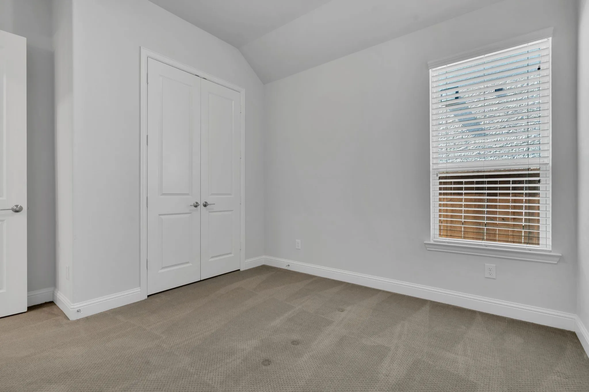 Single Family Residence For Rent in Collin County , 16128 Harris Hawk Street, Frisco, Texas 75035, 4 Bedrooms, 3 Bathrooms, 2 Garage spaces, 2,249 Sqft, built in 2022, Price $3,200, mls#21342101, Real Estate Agent in Frisco, Homes For Rent in Collin county, Homes For Rent in Frisco, Realtor in Frisco Texas, Real Estate Brokerage Independent Realty Texas, Luminita Cordes Realtor