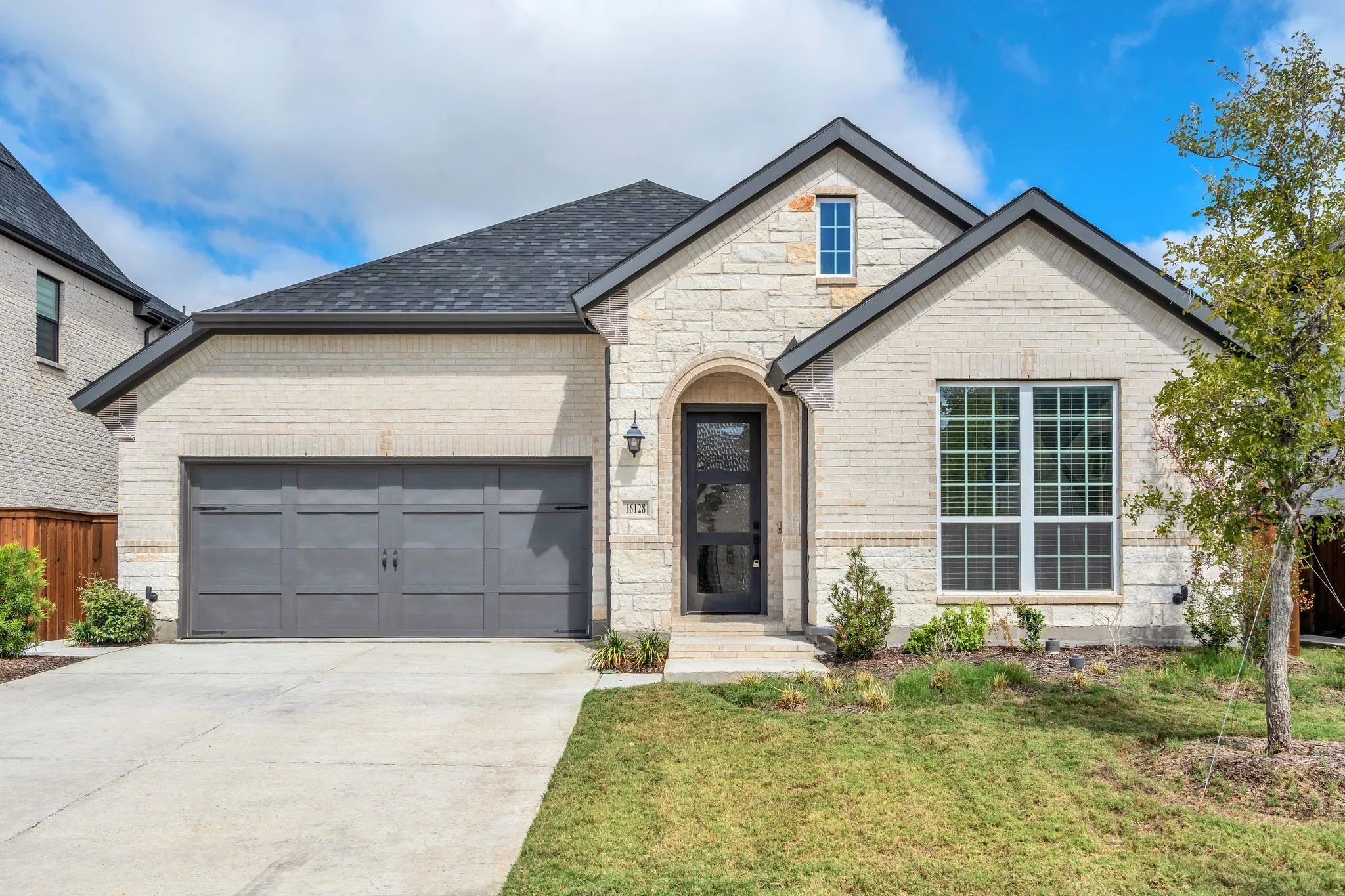 Single Family Residence For Rent in Collin County , 16128 Harris Hawk Street, Frisco, Texas 75035, 4 Bedrooms, 3 Bathrooms, 2 Garage spaces, 2,249 Sqft, built in 2022, Price $3,200, mls#21342101, Real Estate Agent in Frisco, Homes For Rent in Collin county, Homes For Rent in Frisco, Realtor in Frisco Texas, Real Estate Brokerage Independent Realty Texas, Luminita Cordes Realtor