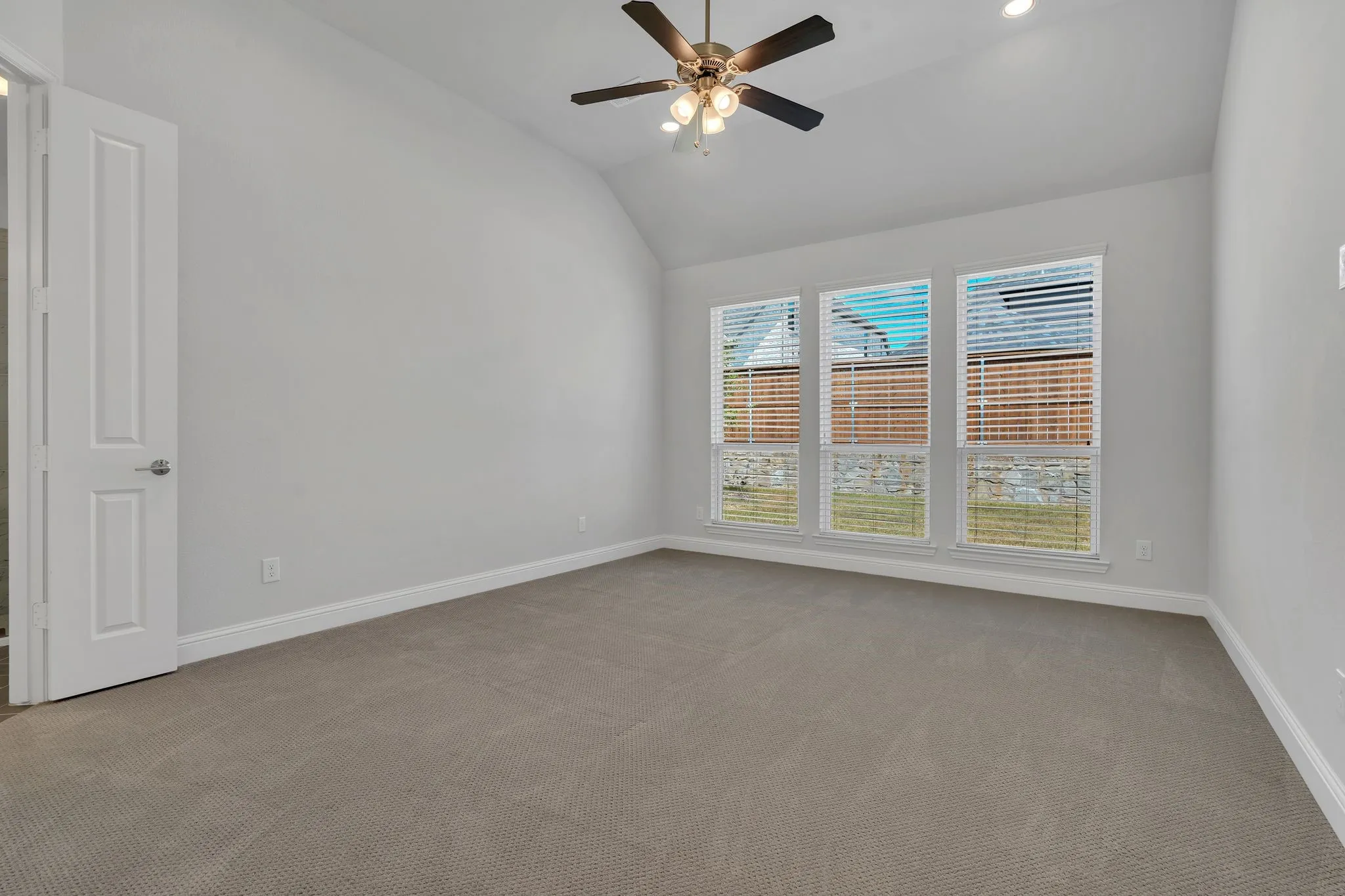Single Family Residence For Rent in Collin County , 16128 Harris Hawk Street, Frisco, Texas 75035, 4 Bedrooms, 3 Bathrooms, 2 Garage spaces, 2,249 Sqft, built in 2022, Price $3,200, mls#21342101, Real Estate Agent in Frisco, Homes For Rent in Collin county, Homes For Rent in Frisco, Realtor in Frisco Texas, Real Estate Brokerage Independent Realty Texas, Luminita Cordes Realtor