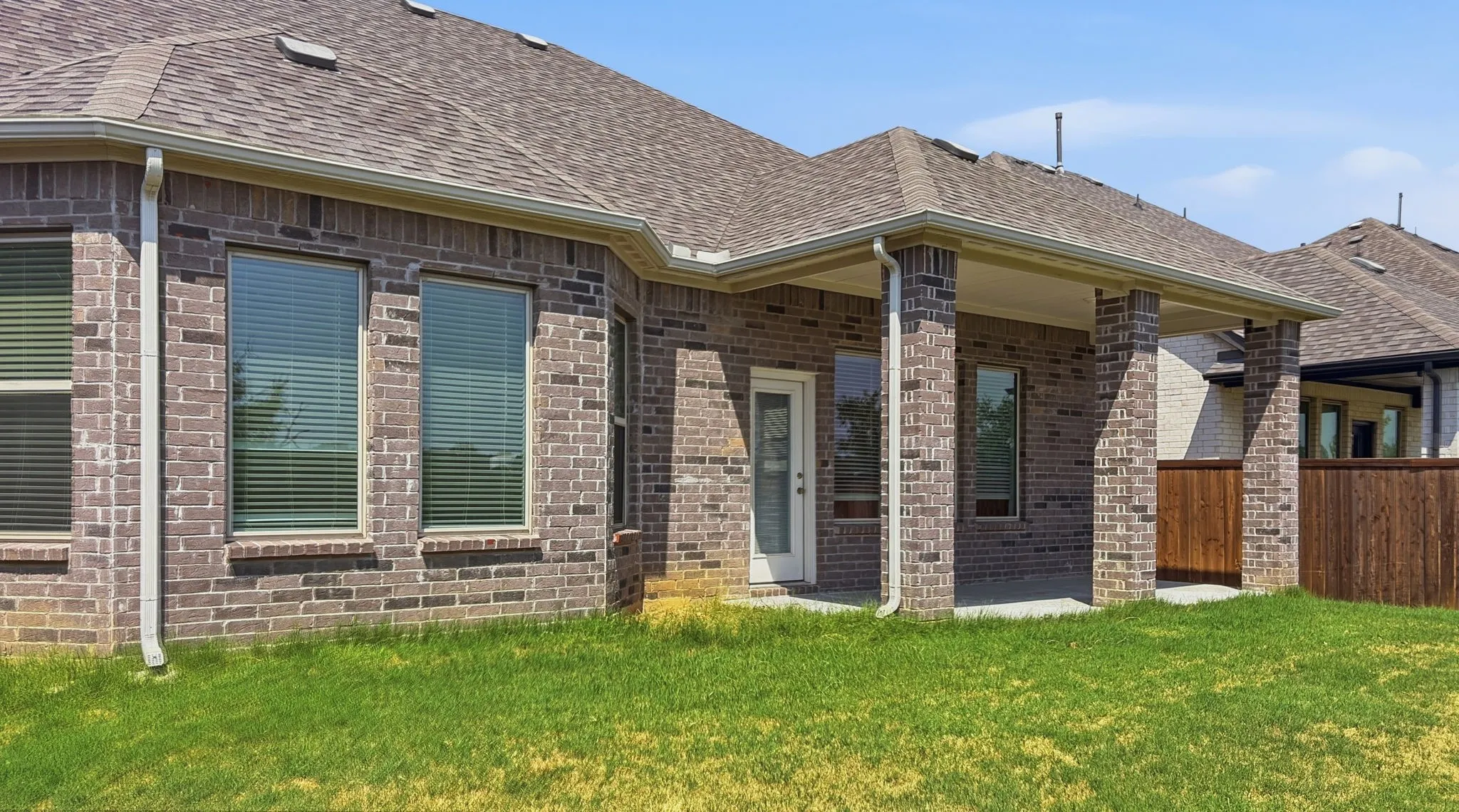 Single Family Residence For Rent in Denton County , 2722 Catoosa Lane, Corinth, Texas 76210, 4 Bedroom, 4 Bathroom, 2 Garage spaces, 2,716 Sqft, built in 2022, mls#21342106, Real Estate Agent in Corinth, Homes For Rent in Denton county, Homes For Rent in Corinth, Realtor in Corinth Texas, Real Estate Brokerage Independent Realty Texas, Luminita Cordes Realtor