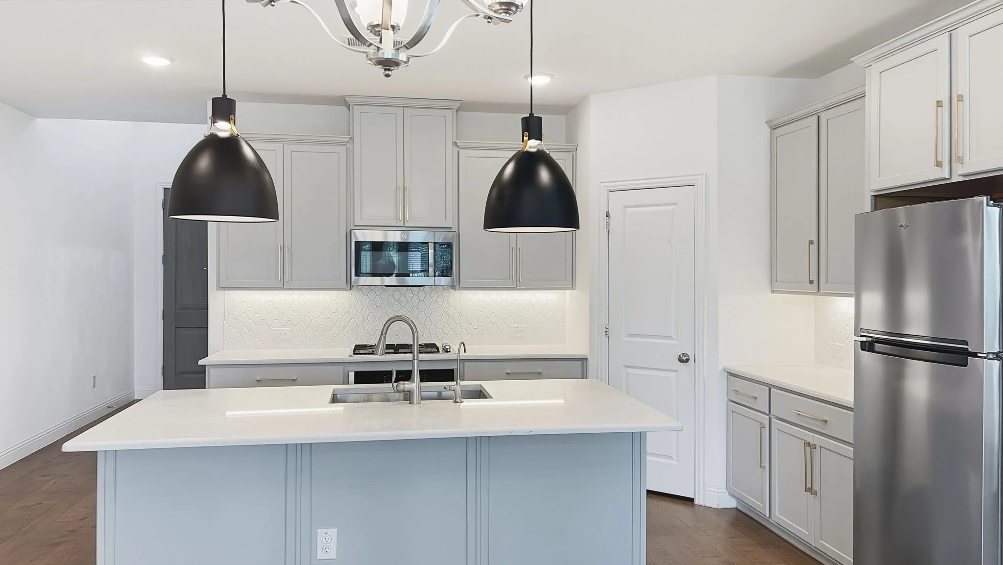 Single Family Residence For Rent in Denton County , 2722 Catoosa Lane, Corinth, Texas 76210, 4 Bedroom, 4 Bathroom, 2 Garage spaces, 2,716 Sqft, built in 2022, mls#21342106, Real Estate Agent in Corinth, Homes For Rent in Denton county, Homes For Rent in Corinth, Realtor in Corinth Texas, Real Estate Brokerage Independent Realty Texas, Luminita Cordes Realtor