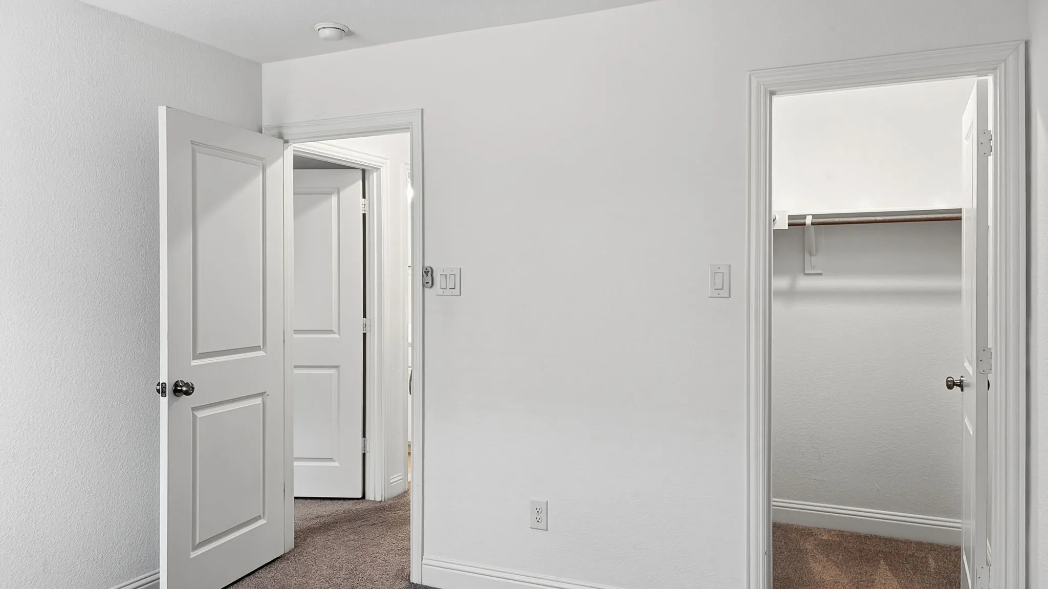 Single Family Residence For Rent in Denton County , 2722 Catoosa Lane, Corinth, Texas 76210, 4 Bedroom, 4 Bathroom, 2 Garage spaces, 2,716 Sqft, built in 2022, mls#21342106, Real Estate Agent in Corinth, Homes For Rent in Denton county, Homes For Rent in Corinth, Realtor in Corinth Texas, Real Estate Brokerage Independent Realty Texas, Luminita Cordes Realtor